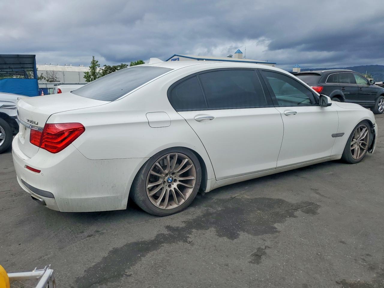 2010 Bmw 750 Li White vin: WBAKB8C56ACY62757