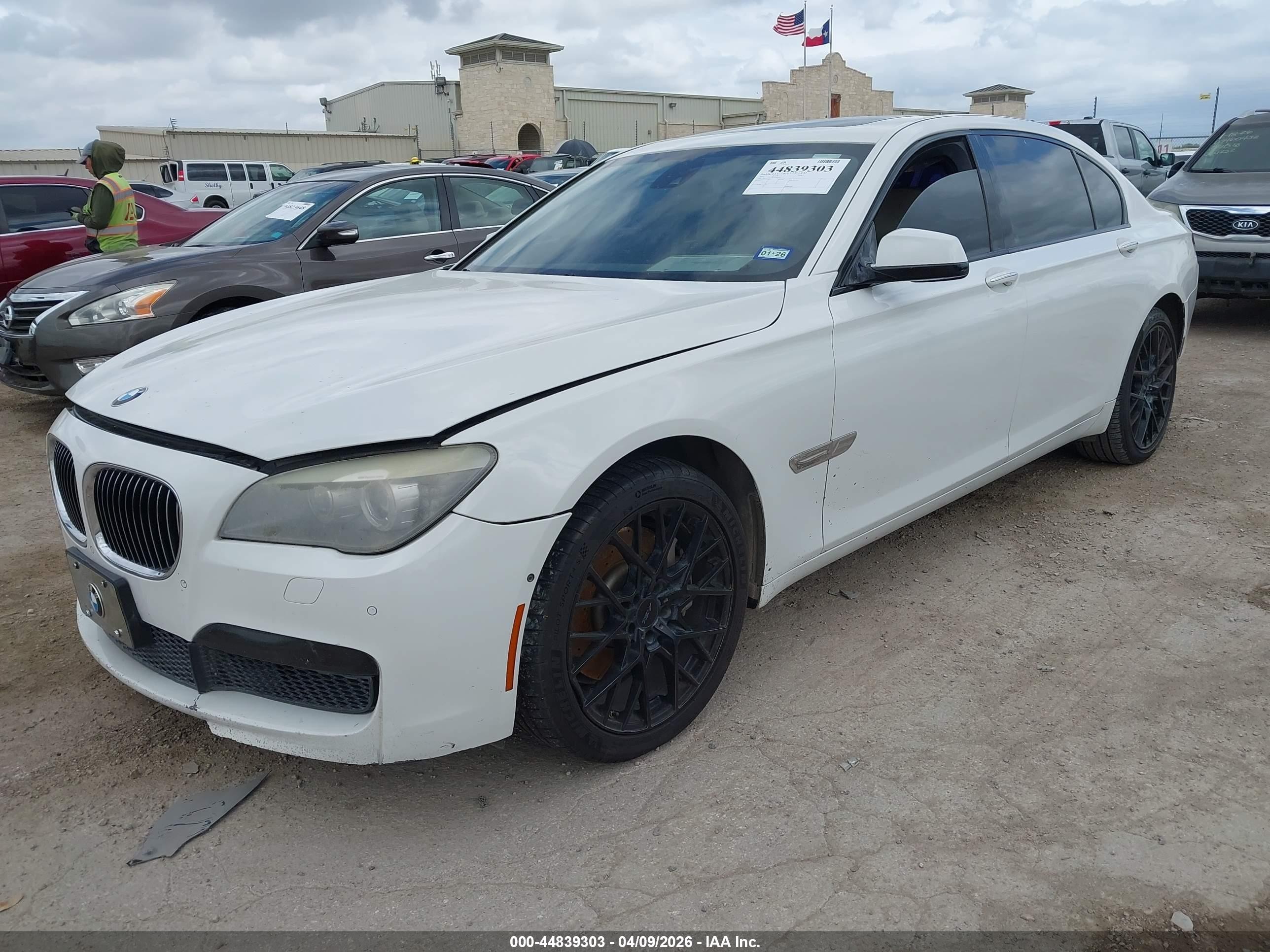 2012 Bmw 750li   White vin: WBAKB8C56CC964532