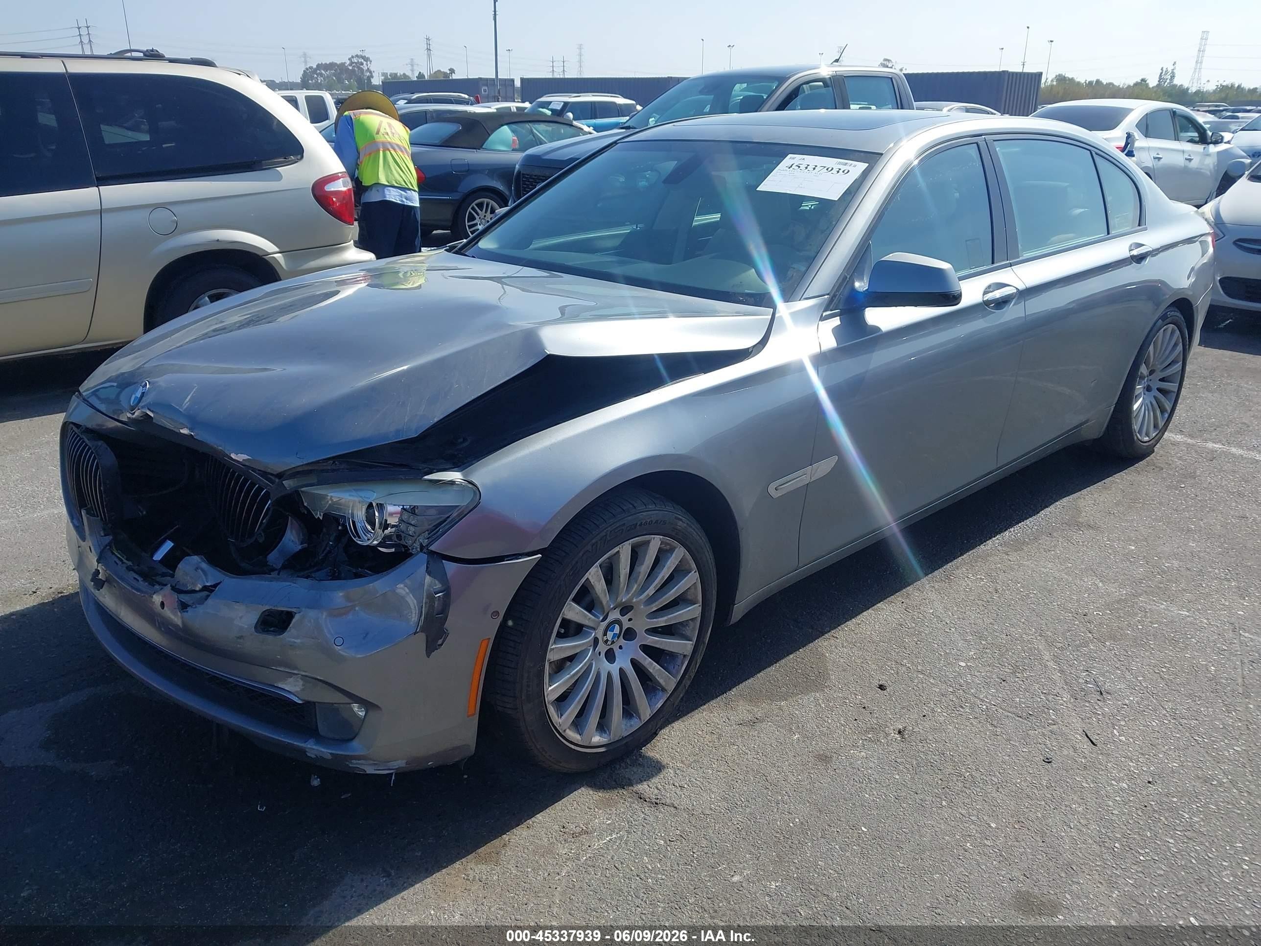 2010 Bmw 750li   Silver vin: WBAKB8C57ACY62959