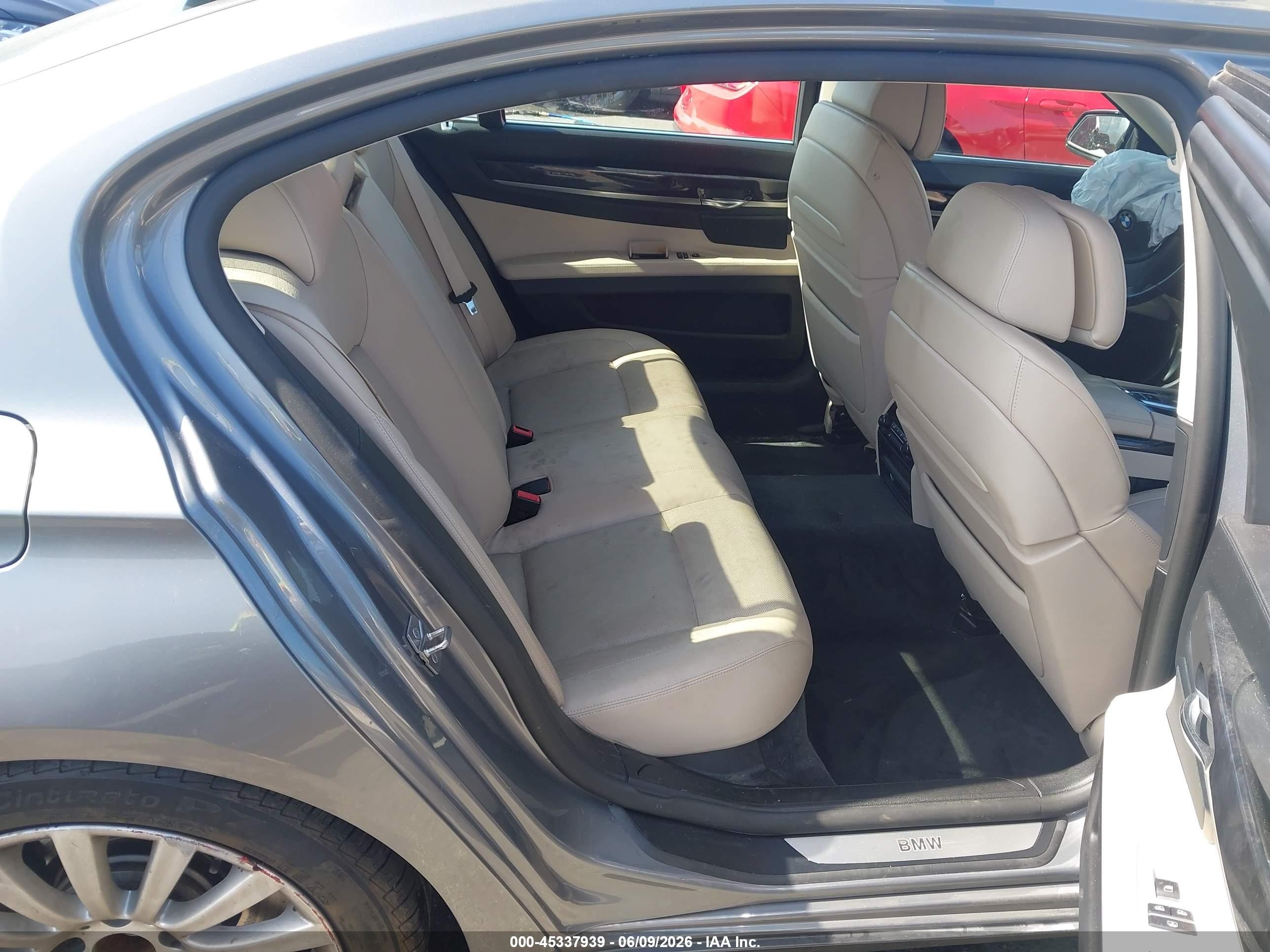 2010 Bmw 750li   Silver vin: WBAKB8C57ACY62959