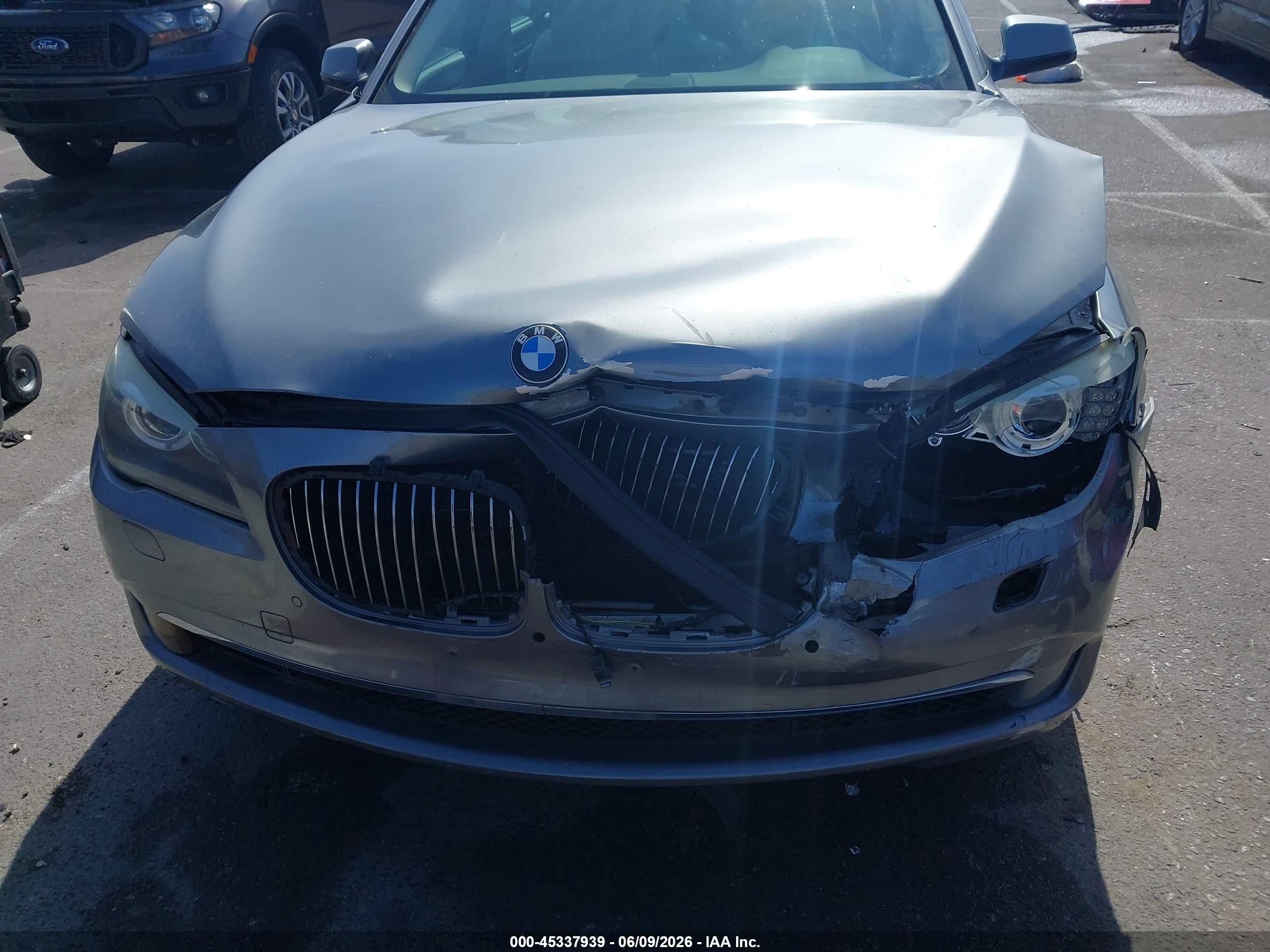 2010 Bmw 750li   Silver vin: WBAKB8C57ACY62959