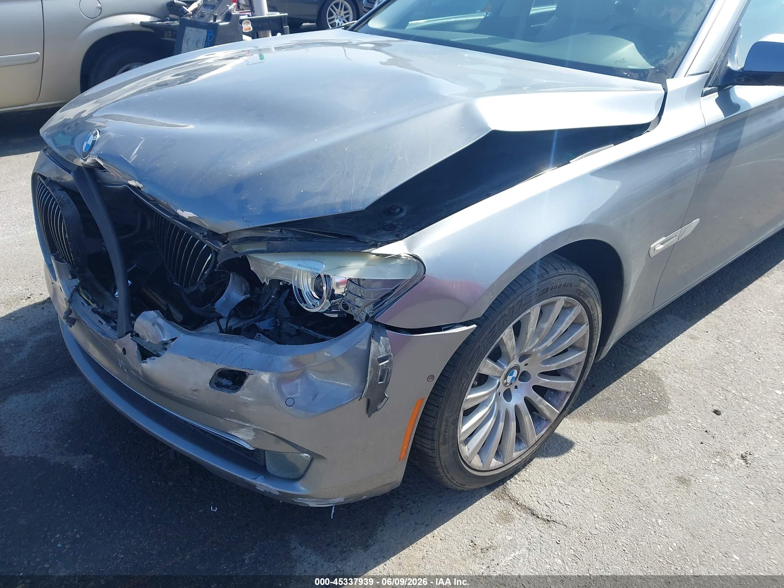 2010 Bmw 750li   Silver vin: WBAKB8C57ACY62959