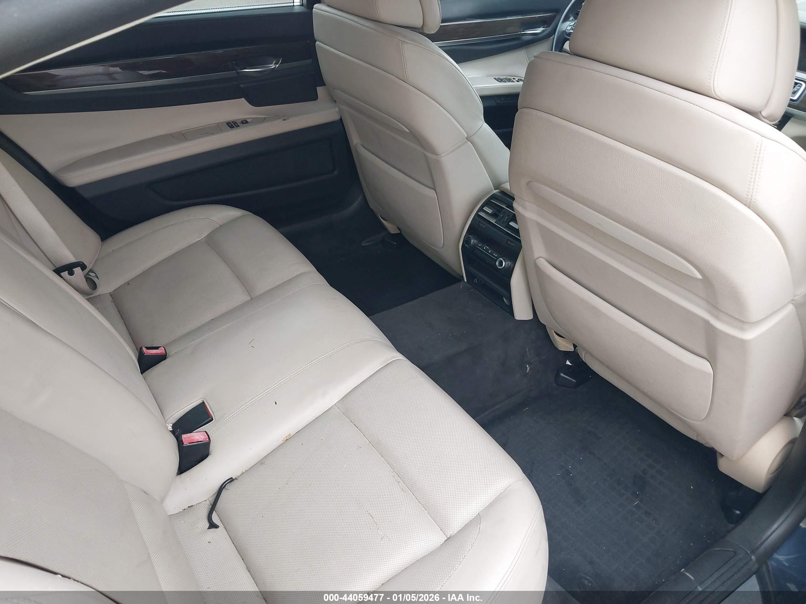 2011 Bmw 750li   Blue vin: WBAKB8C57BCY65636