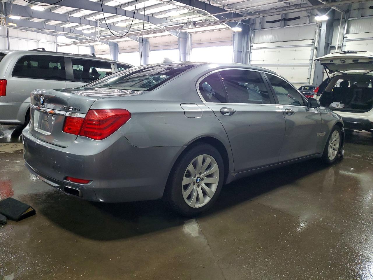 2011 Bmw 750 Gray vin: WBAKB8C57BCY66754