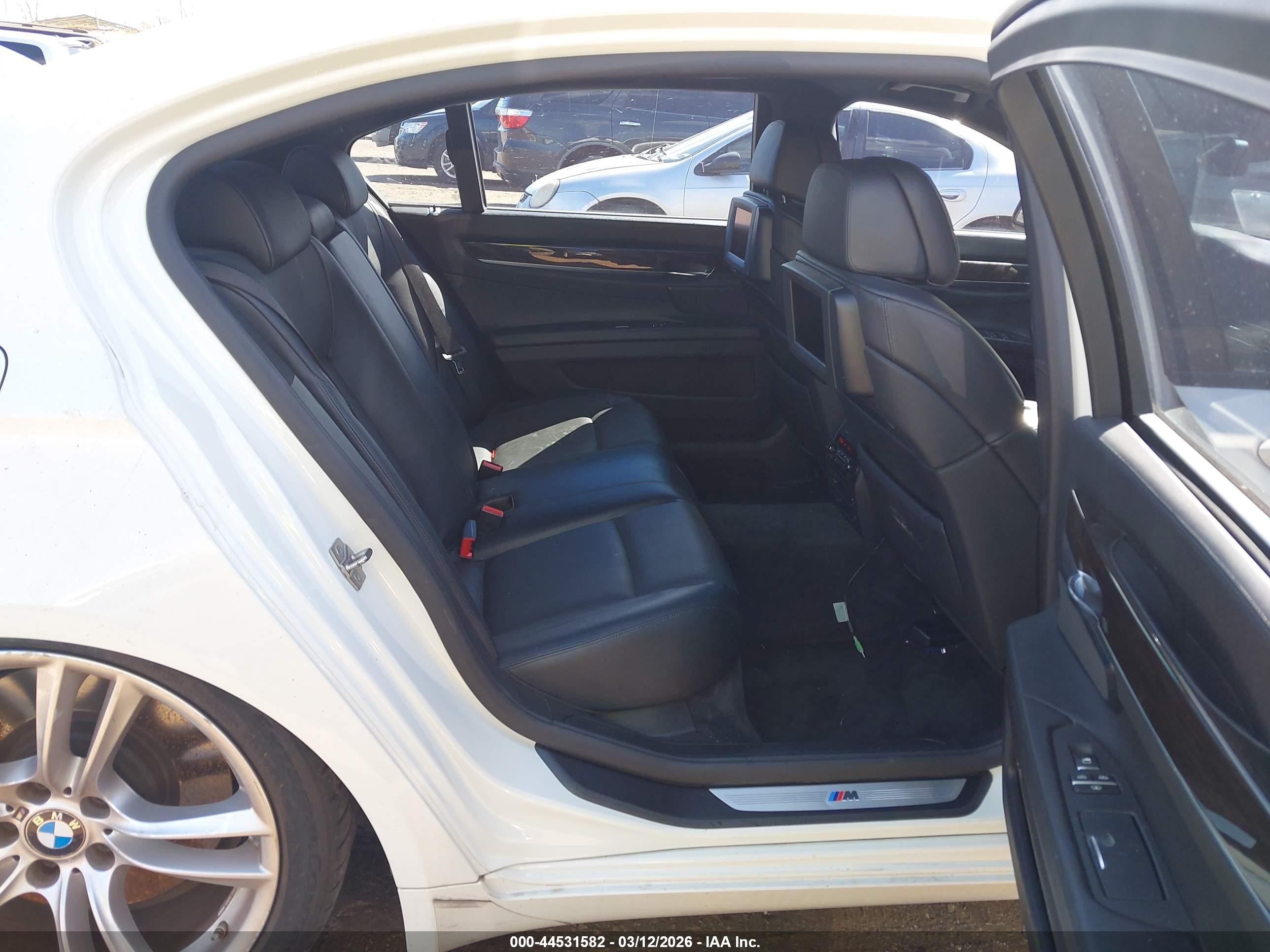2010 Bmw 750li   White vin: WBAKB8C58ACY63165