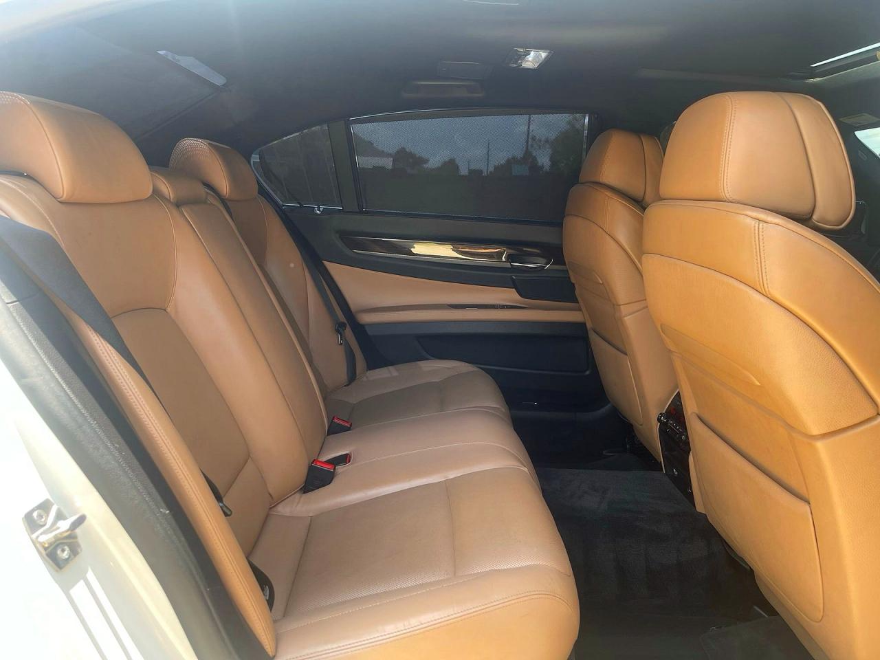 2010 Bmw 750 Li White vin: WBAKB8C58ACY64395