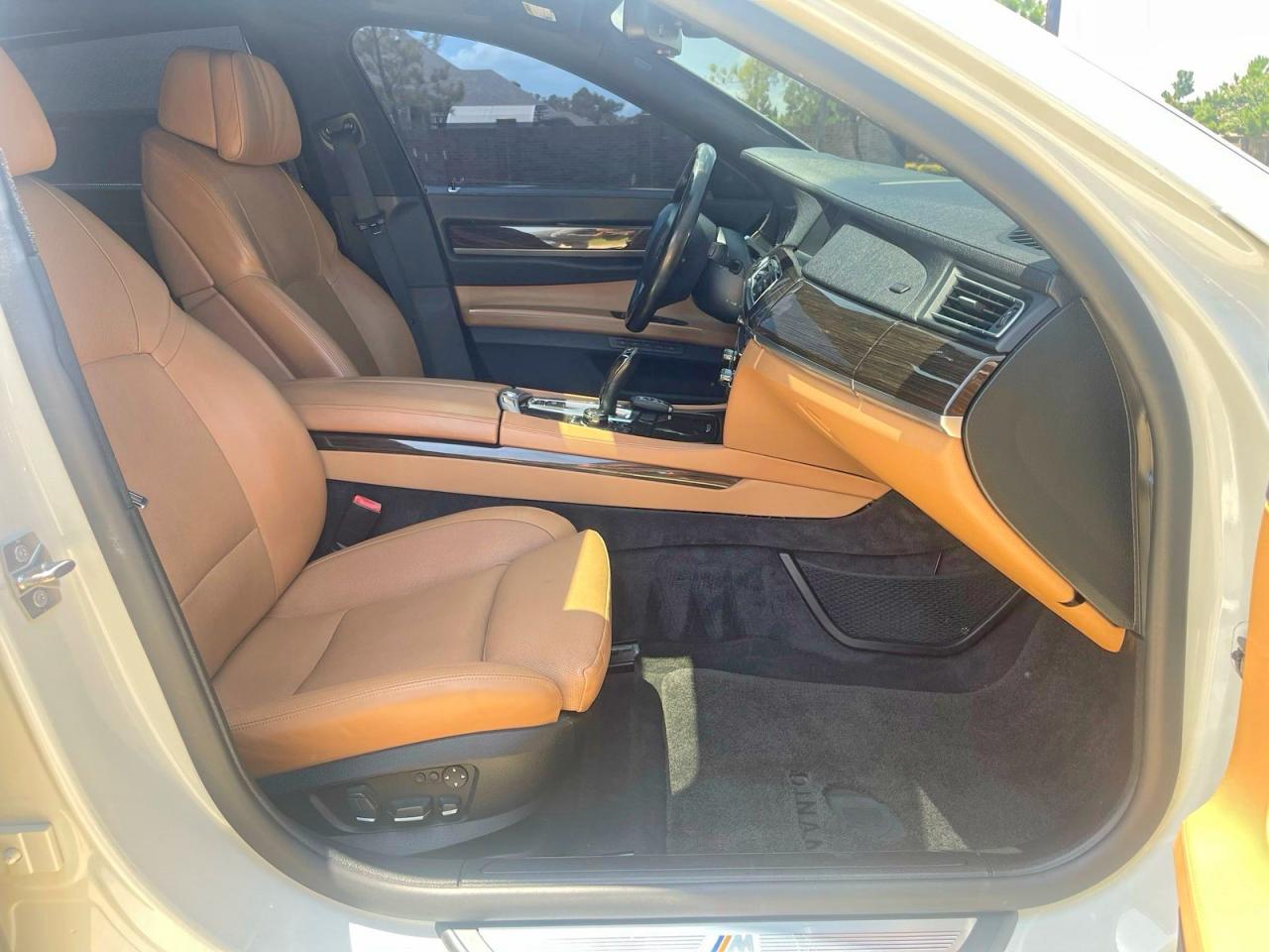 2010 Bmw 750 Li White vin: WBAKB8C58ACY64395