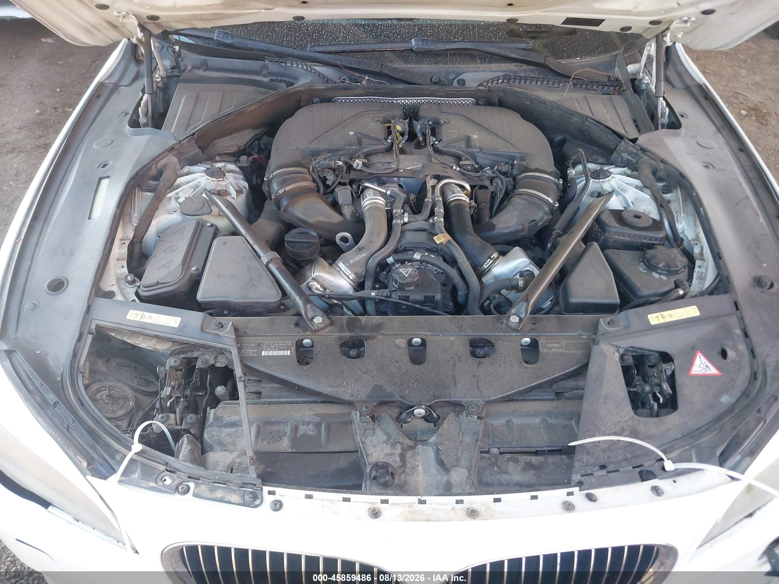 2012 Bmw 750li   Белый vin: WBAKB8C58CC962930