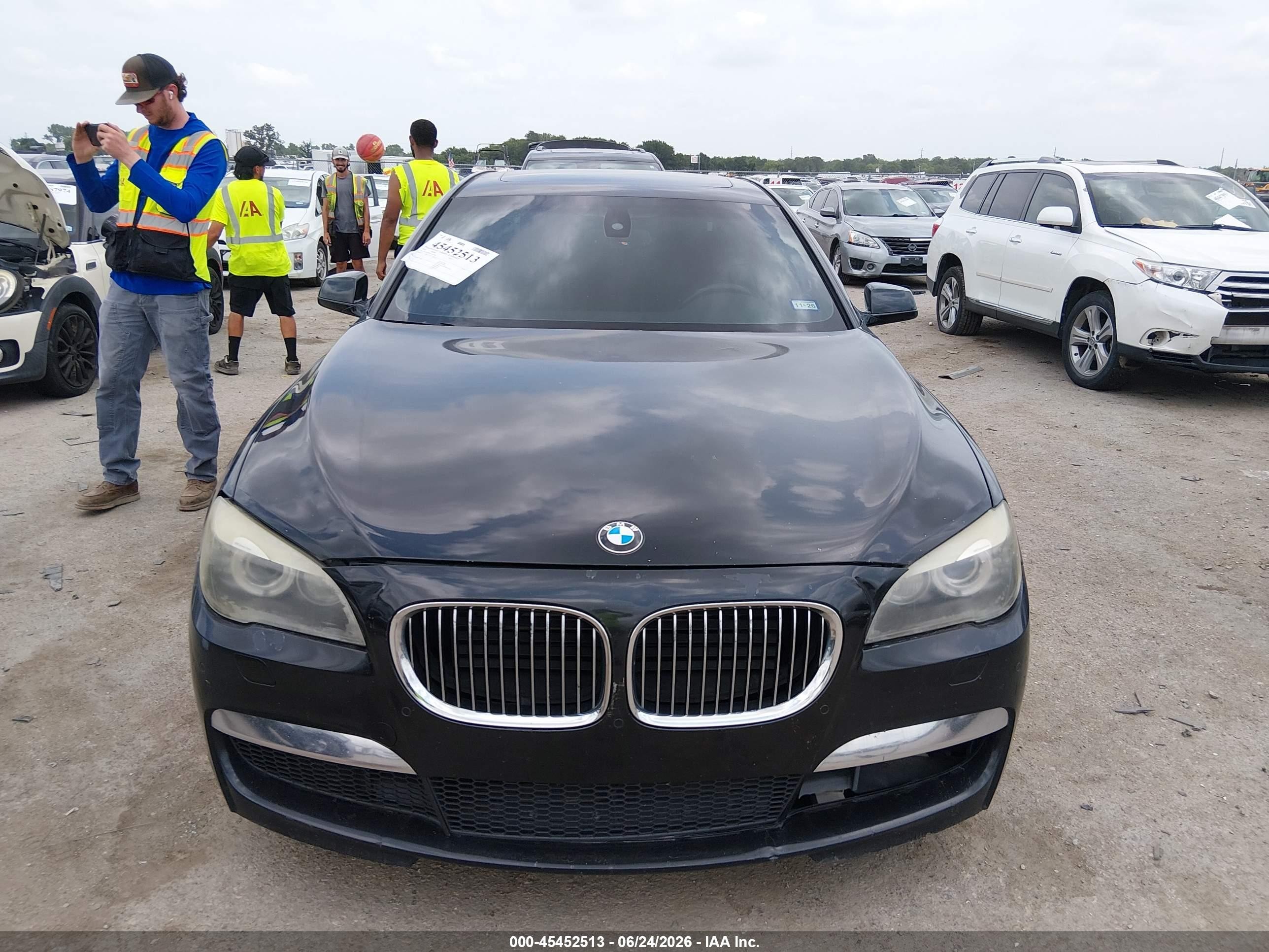 2010 Bmw 750li   Black vin: WBAKB8C59ACY63398