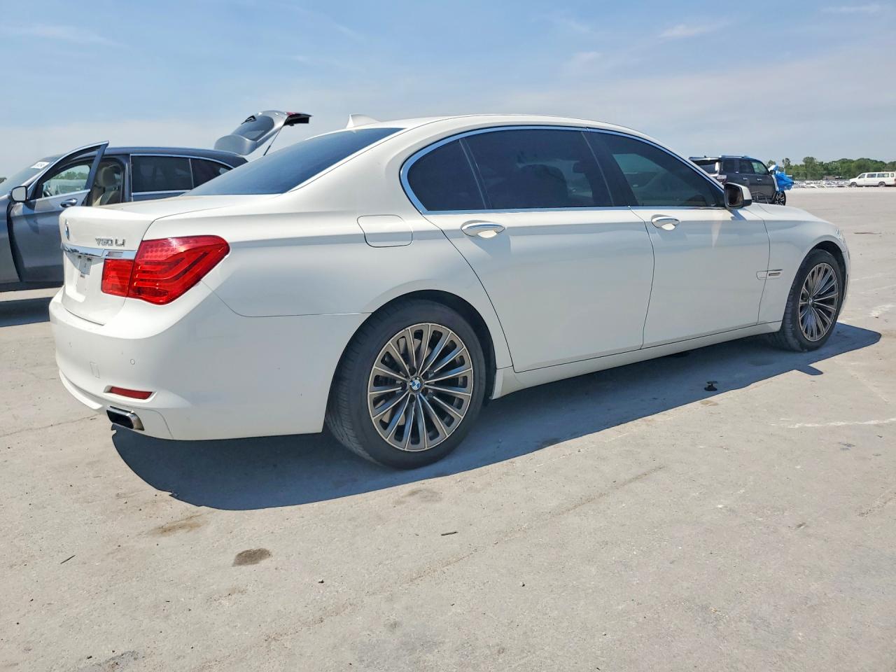 2011 Bmw 750 Li White vin: WBAKB8C59BCY66027