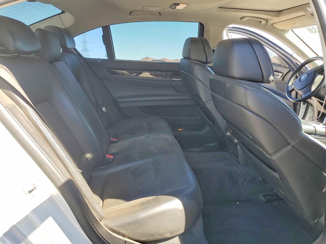 2011 Bmw 750 Li Белый vin: WBAKB8C5XBCY66957