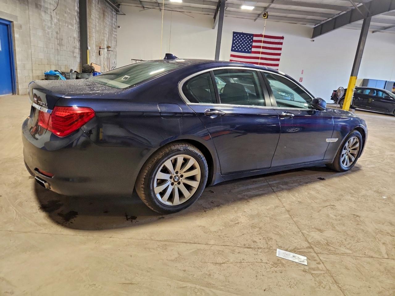 2010 Bmw 750 I Xdrive Blue vin: WBAKC6C51AC393689