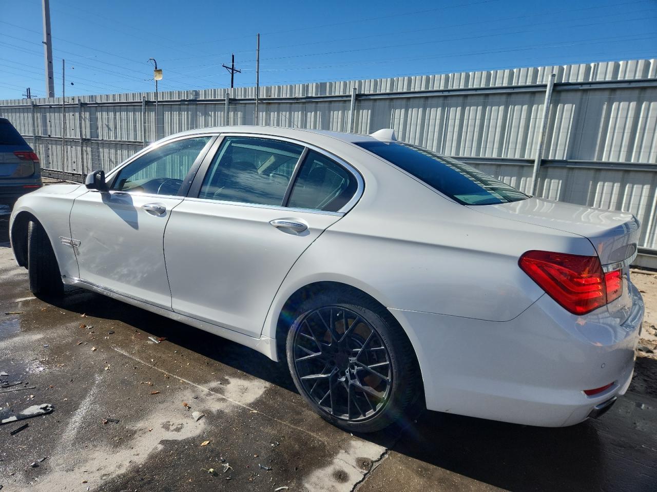 2010 Bmw 750 I Xdrive White vin: WBAKC6C53ACL67725