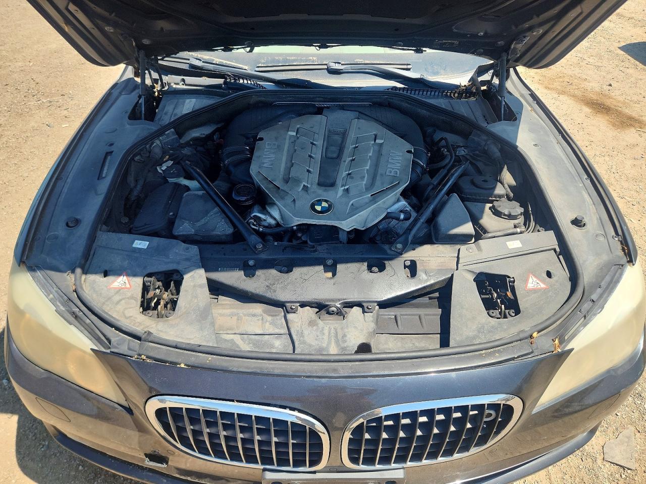 2010 Bmw 750 I Xdrive Gray vin: WBAKC6C54AC393640