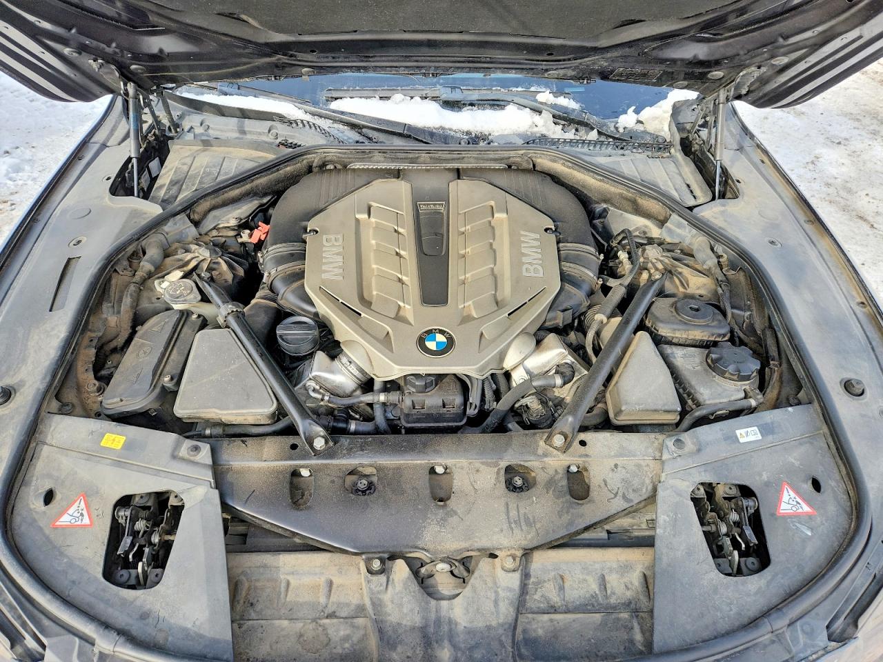 2010 Bmw 750 I Xdrive Charcoal vin: WBAKC6C54AC393895