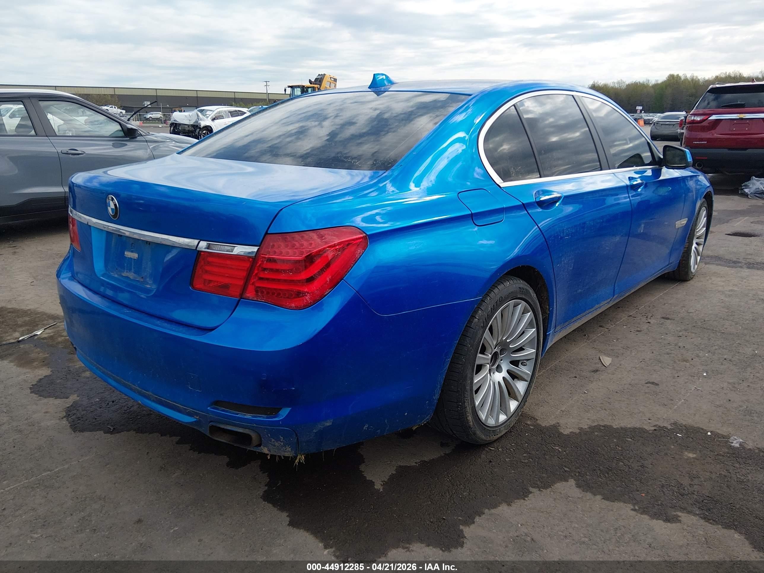 2010 Bmw 750i Xdrive Blue vin: WBAKC6C54ACL67667