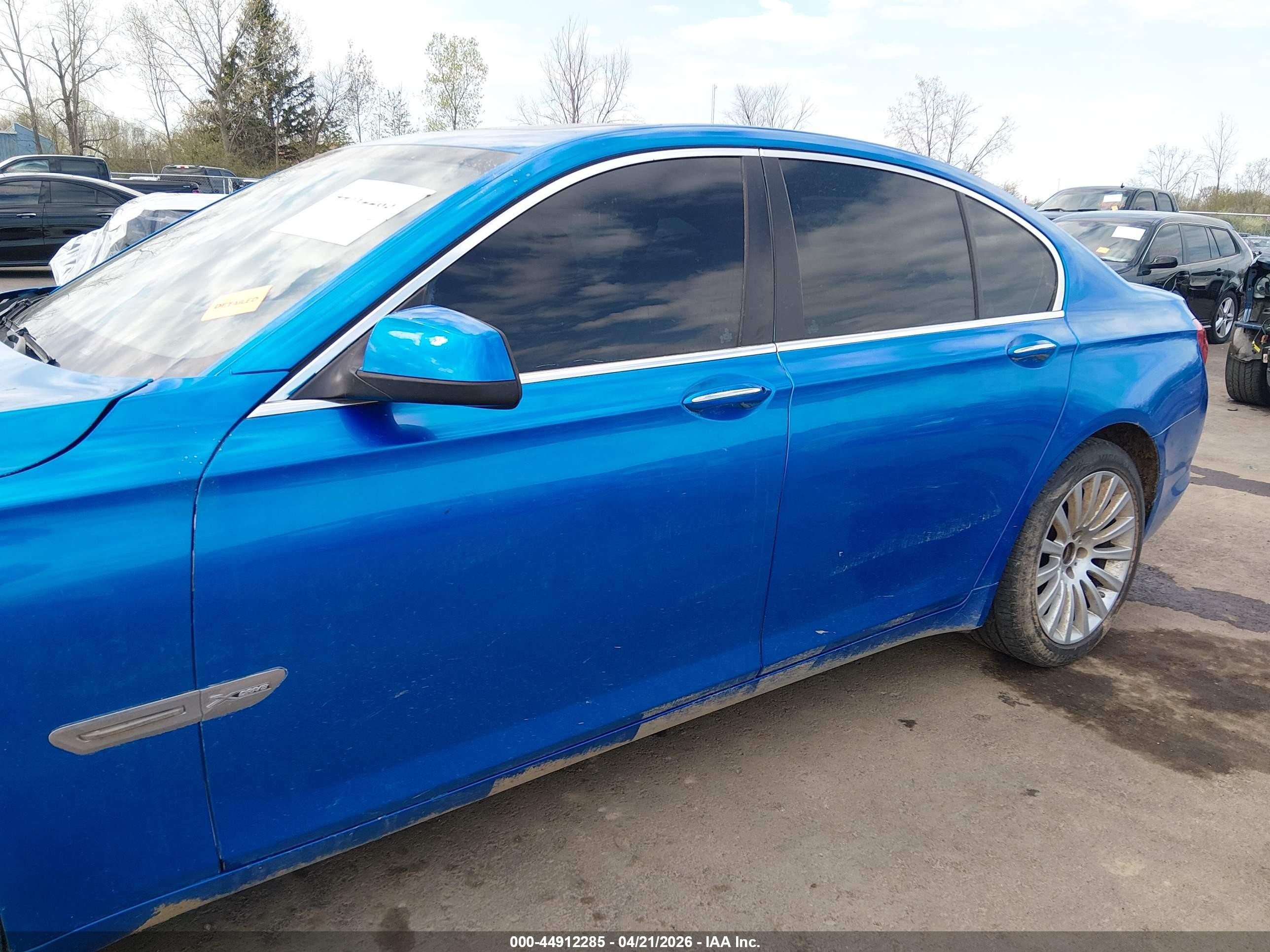 2010 Bmw 750i Xdrive Blue vin: WBAKC6C54ACL67667