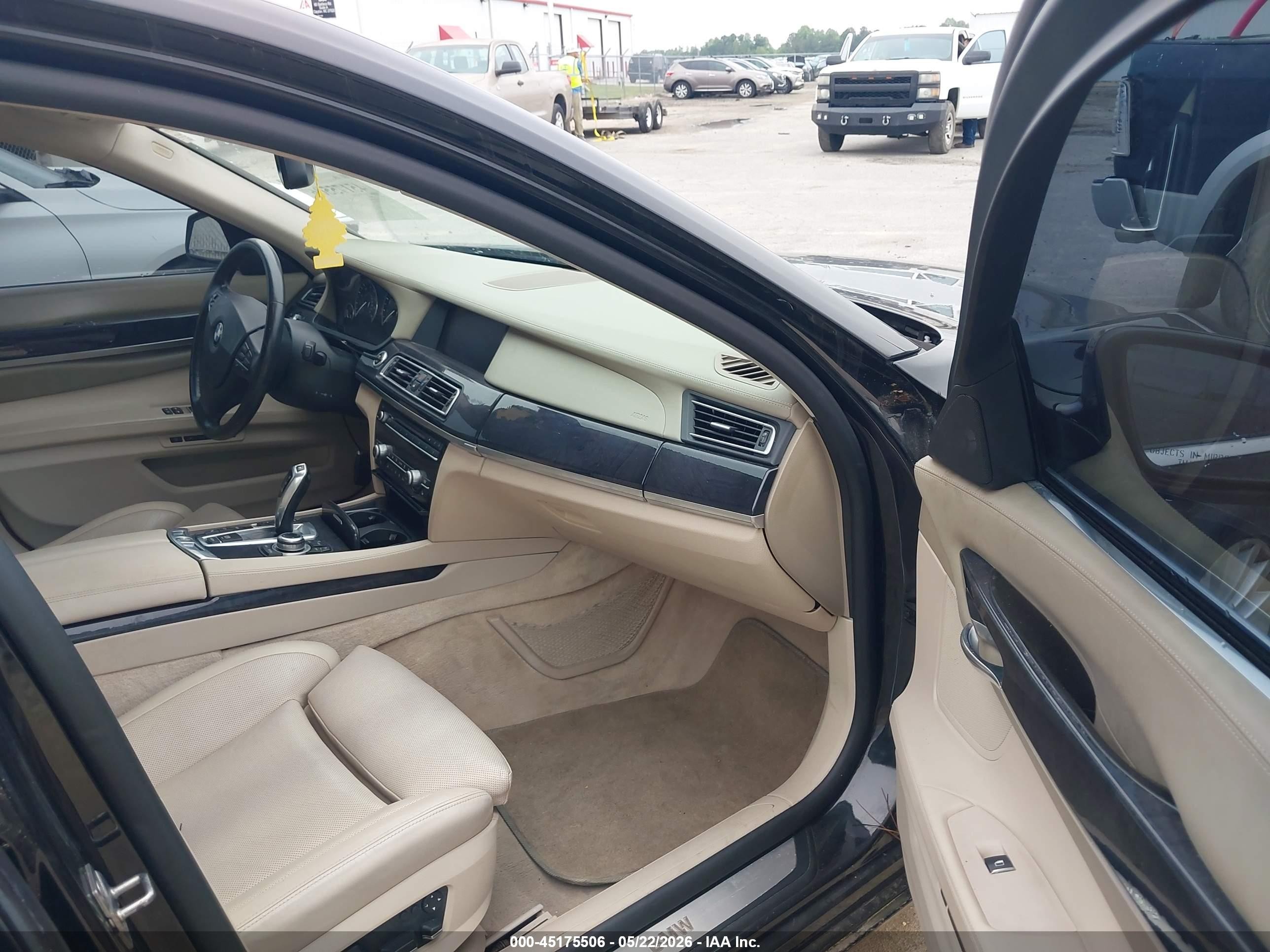 2010 Bmw 750i Xdrive Black vin: WBAKC6C54ACL67698
