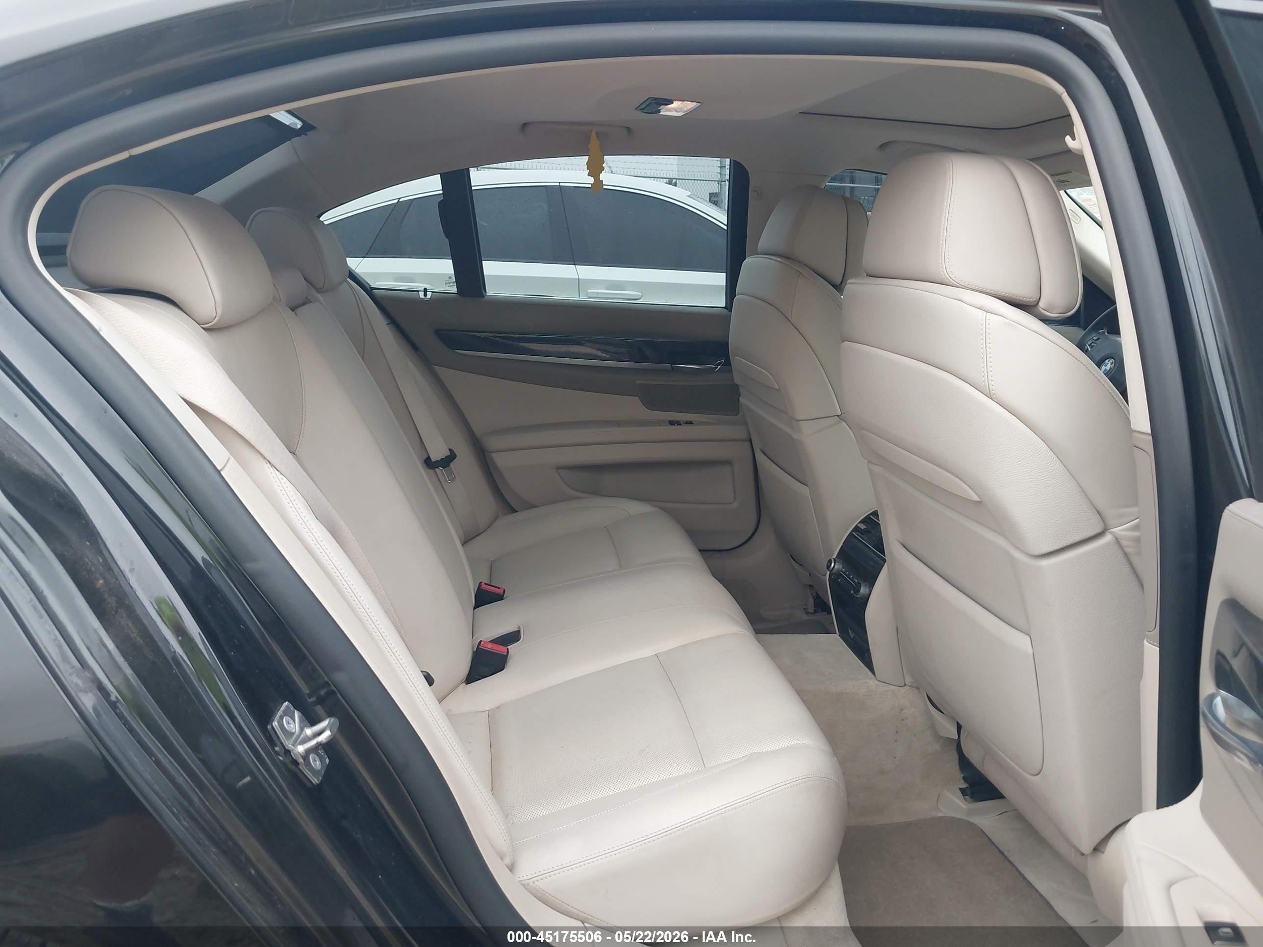 2010 Bmw 750i Xdrive Black vin: WBAKC6C54ACL67698