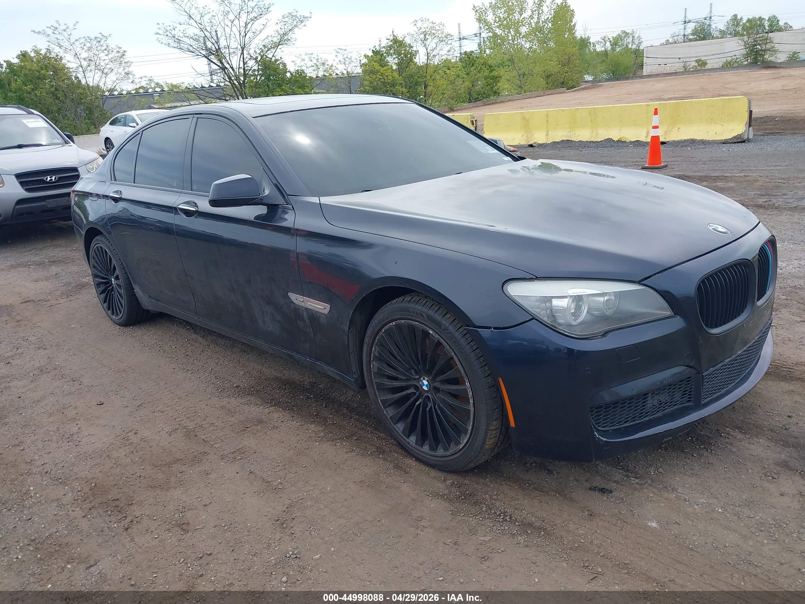 2011 Bmw 750i Xdrive Dark Blue vin: WBAKC6C54BC394935