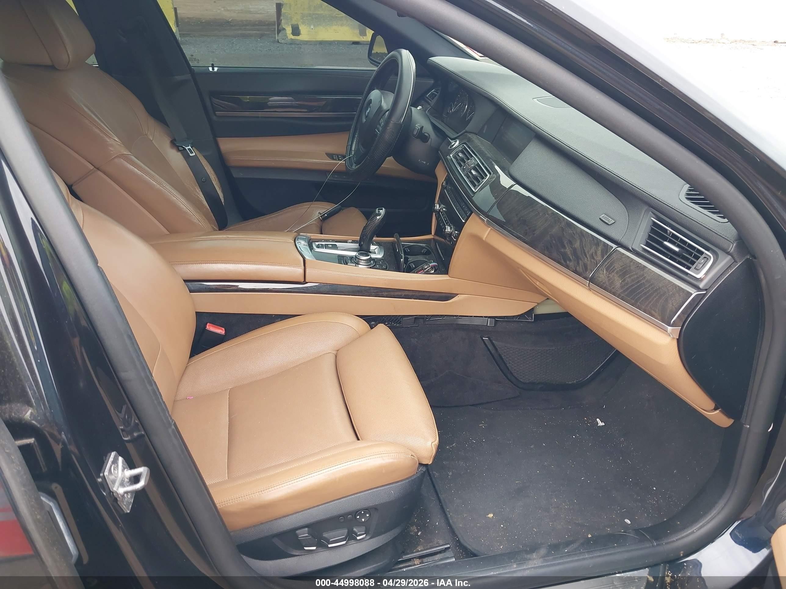 2011 Bmw 750i Xdrive Dark Blue vin: WBAKC6C54BC394935