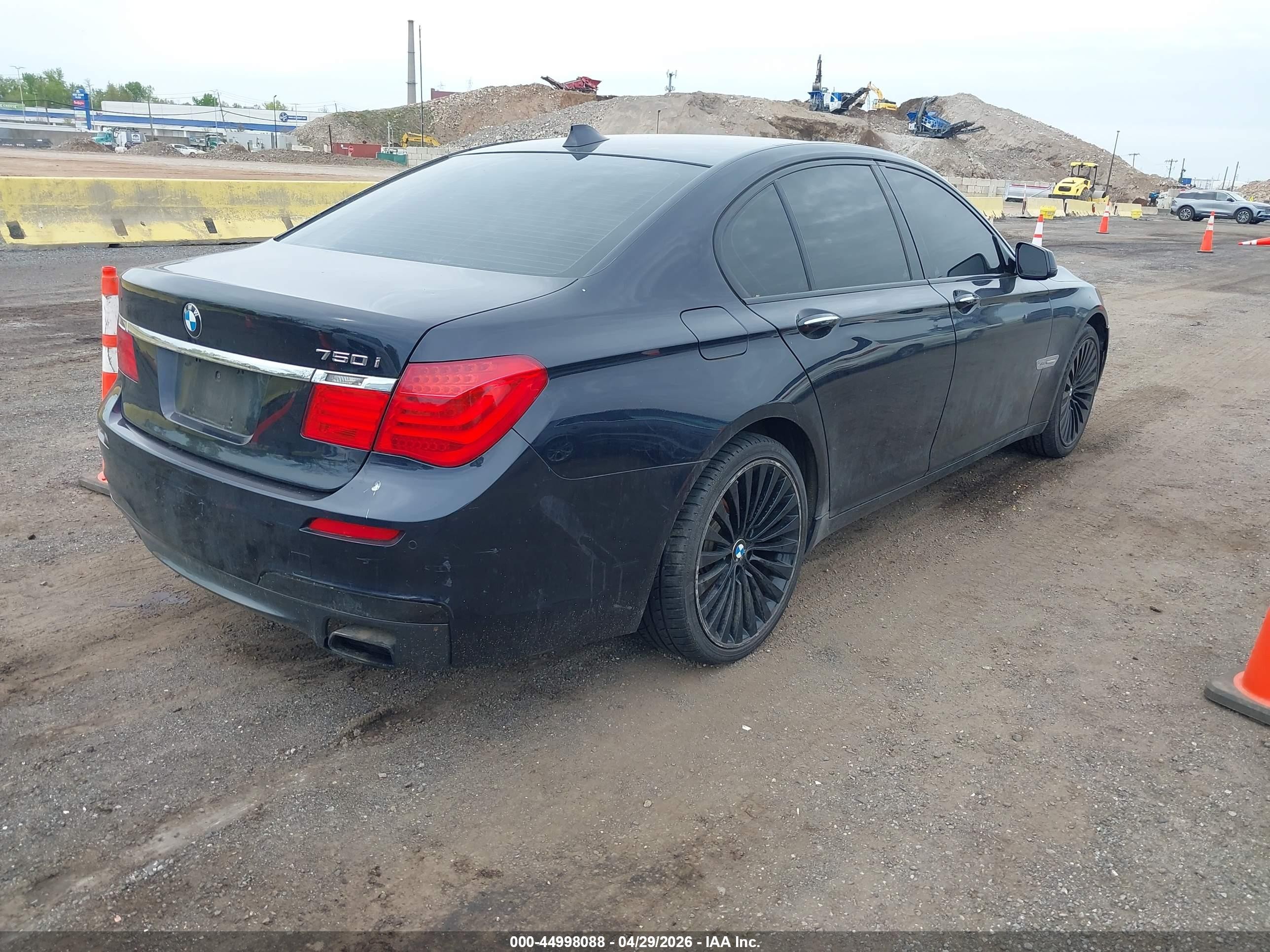2011 Bmw 750i Xdrive Dark Blue vin: WBAKC6C54BC394935