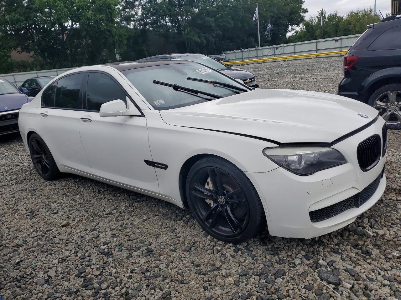 2012 Bmw 750 Xi White vin: WBAKC6C54CC396718