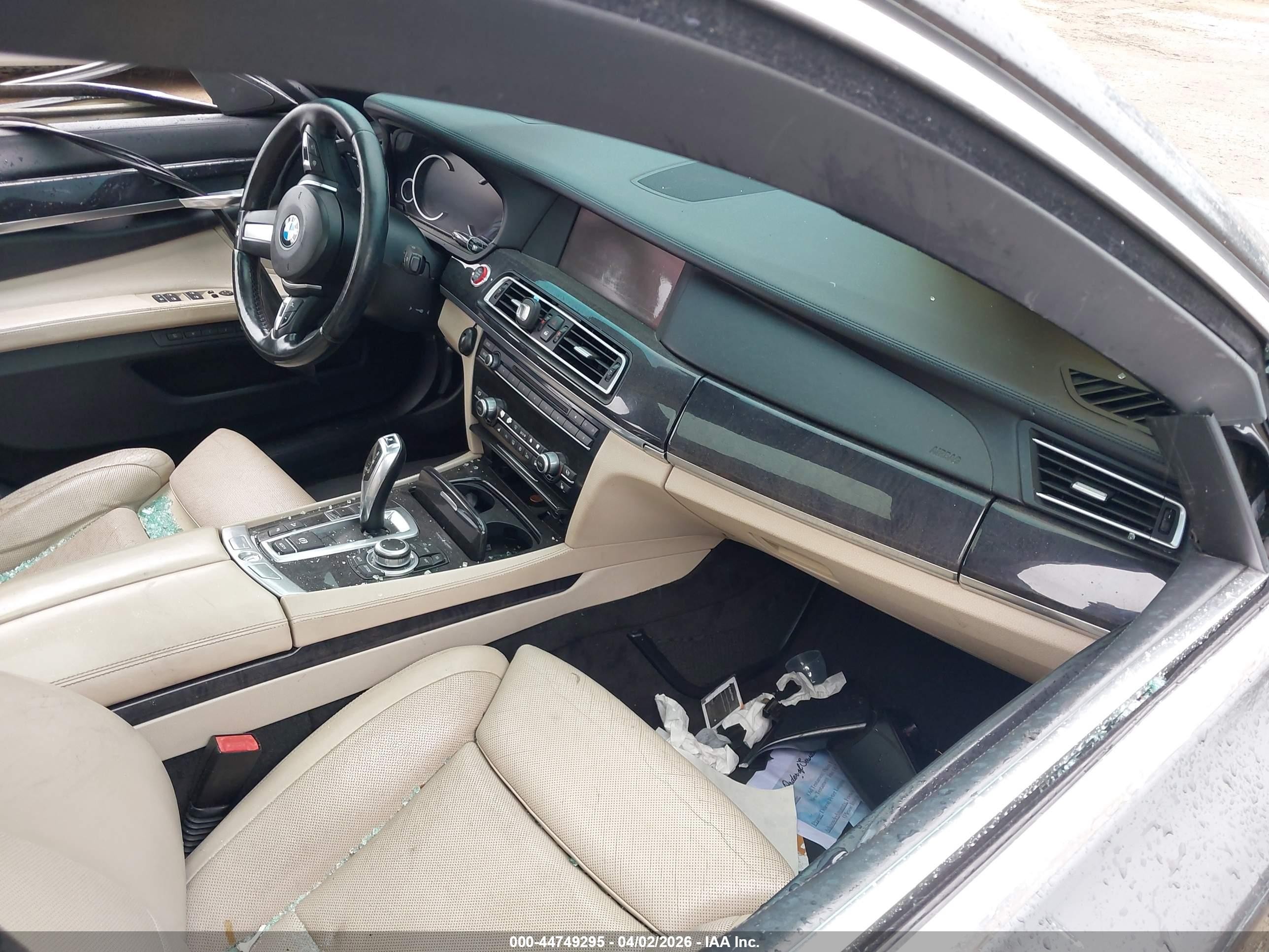 2011 Bmw 750i Xdrive Gray vin: WBAKC6C55BC394667