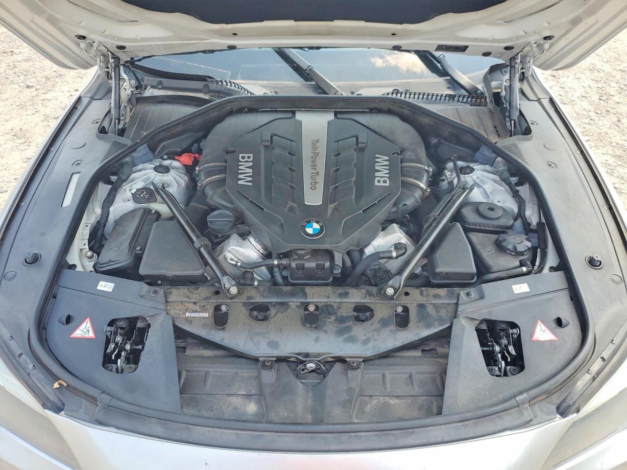 2012 Bmw 750 Xi Silver vin: WBAKC6C55CC396694