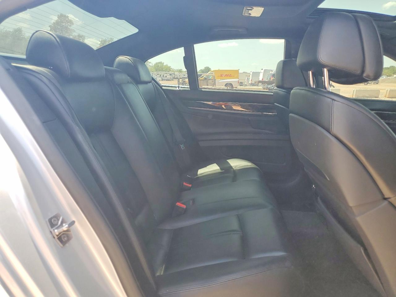 2012 Bmw 750 Xi Silver vin: WBAKC6C55CC396694