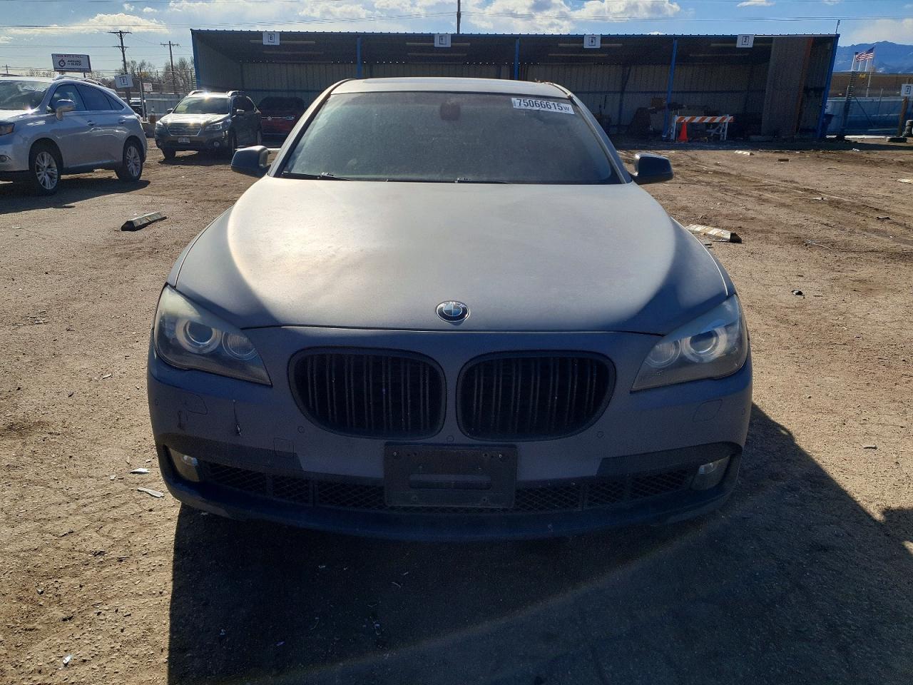 2011 Bmw 750 Xi Gray vin: WBAKC6C57BC394623