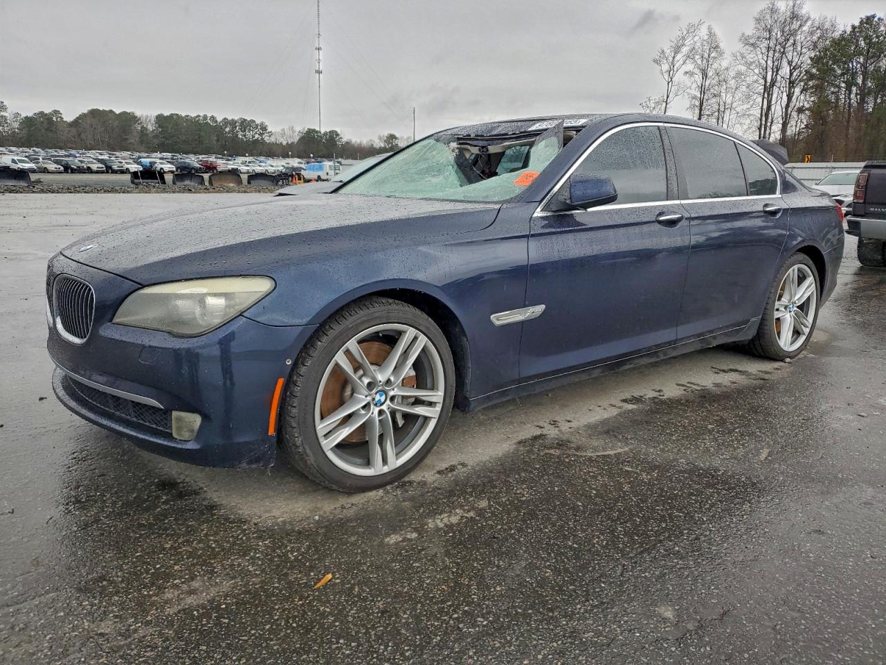 2011 Bmw 750 Xi Blue vin: WBAKC6C57BC395237