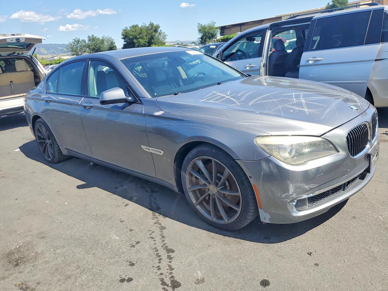 2010 Bmw 750 I Xdrive Gray vin: WBAKC6C58AC393642