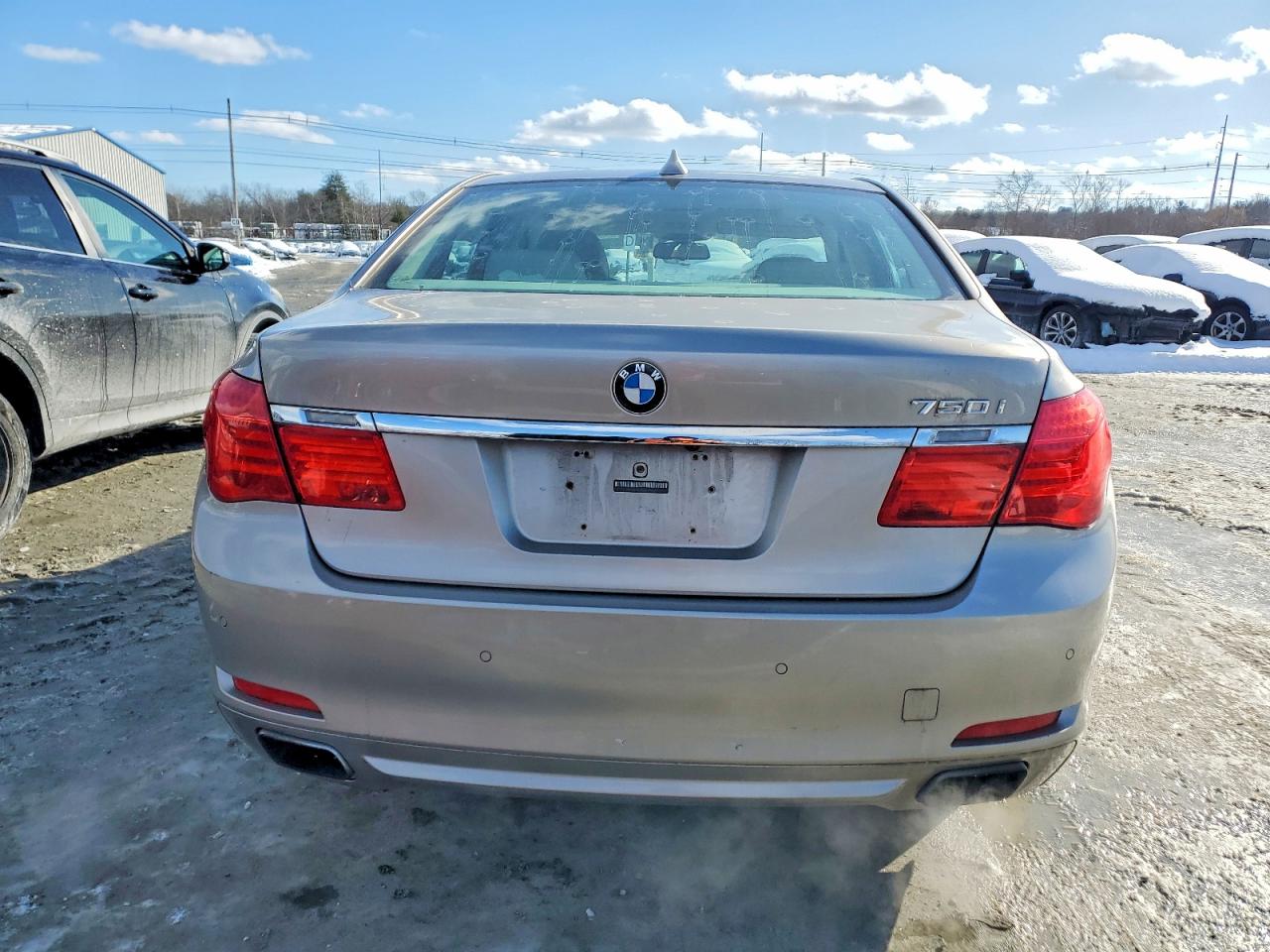 2011 Bmw 750 Xi Tan vin: WBAKC6C58BC394551