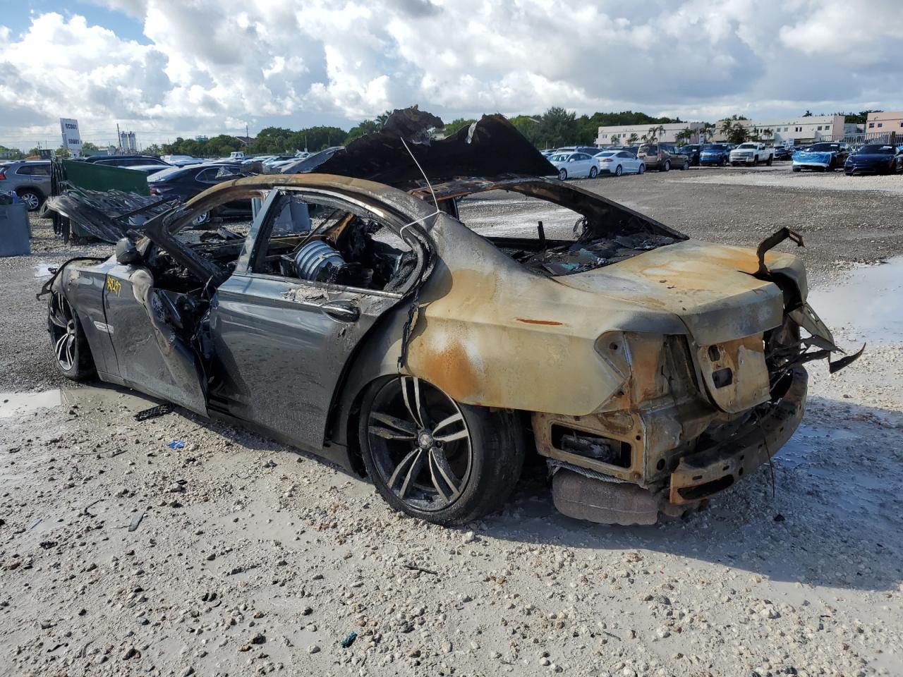 2011 Bmw 750 Xi Burn vin: WBAKC6C59BC395370