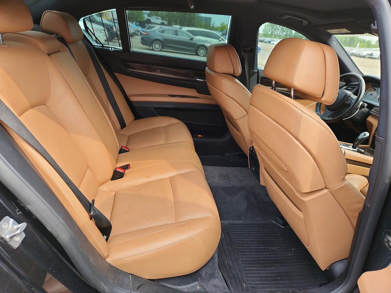 2011 Bmw 750 Lxi Black vin: WBAKC8C51BC433184