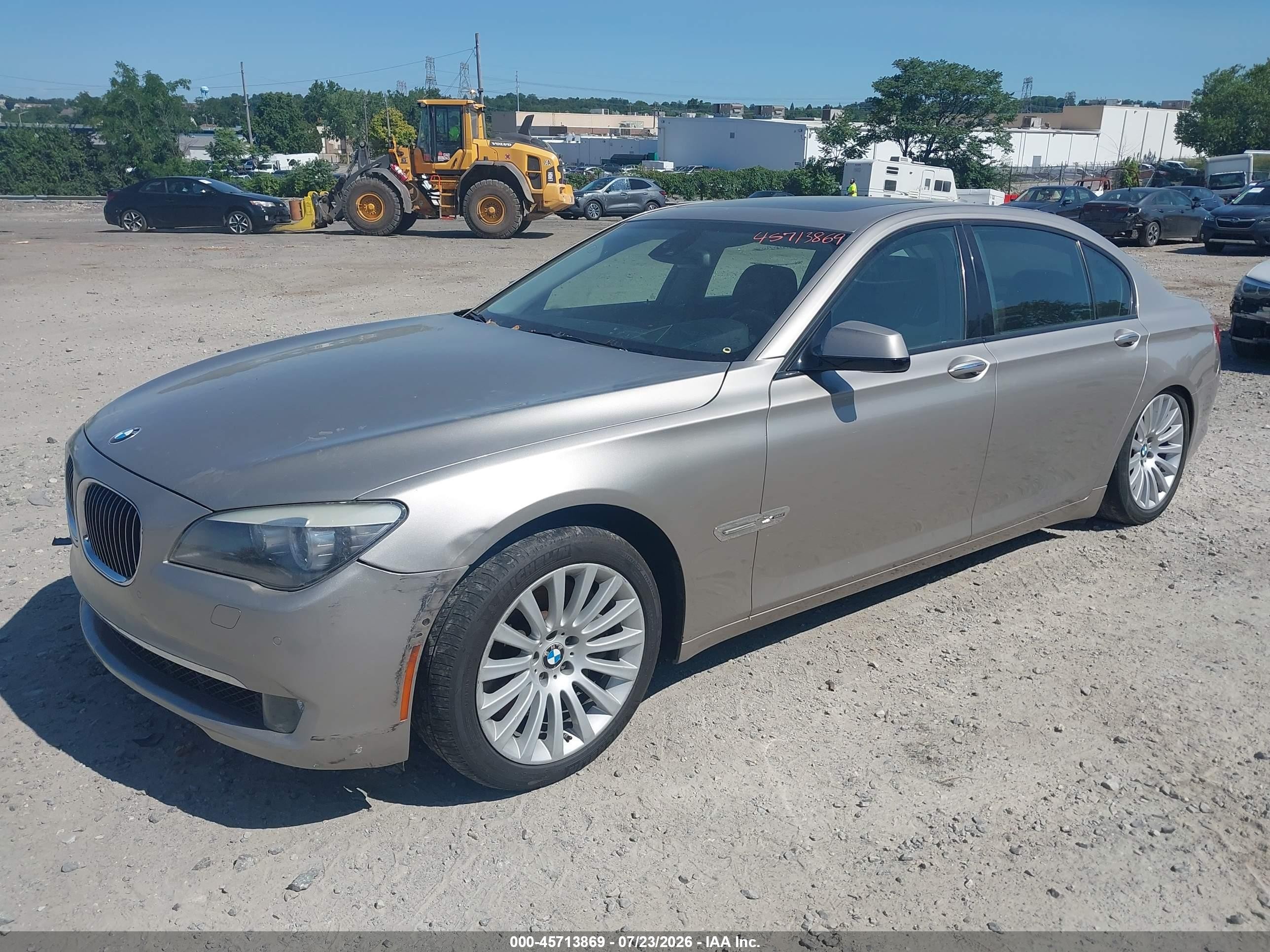 2012 Bmw 750li Xdrive Gold vin: WBAKC8C51CC436720