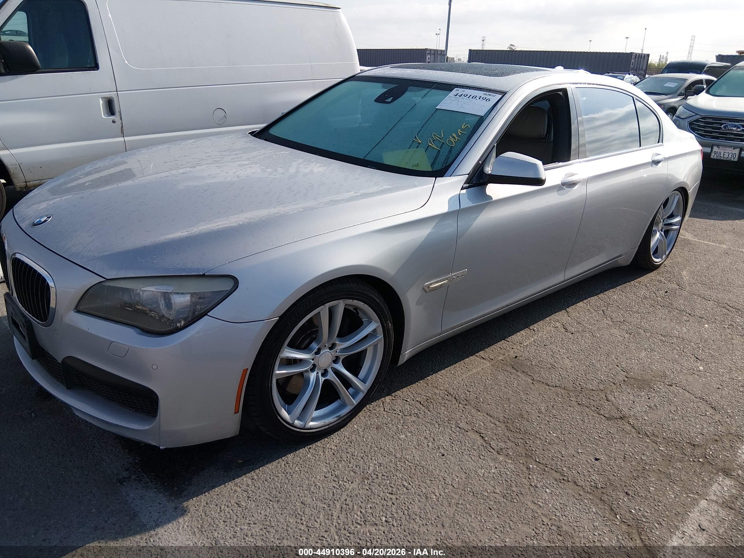 2011 Bmw 750li Xdrive Silver vin: WBAKC8C57BC433612