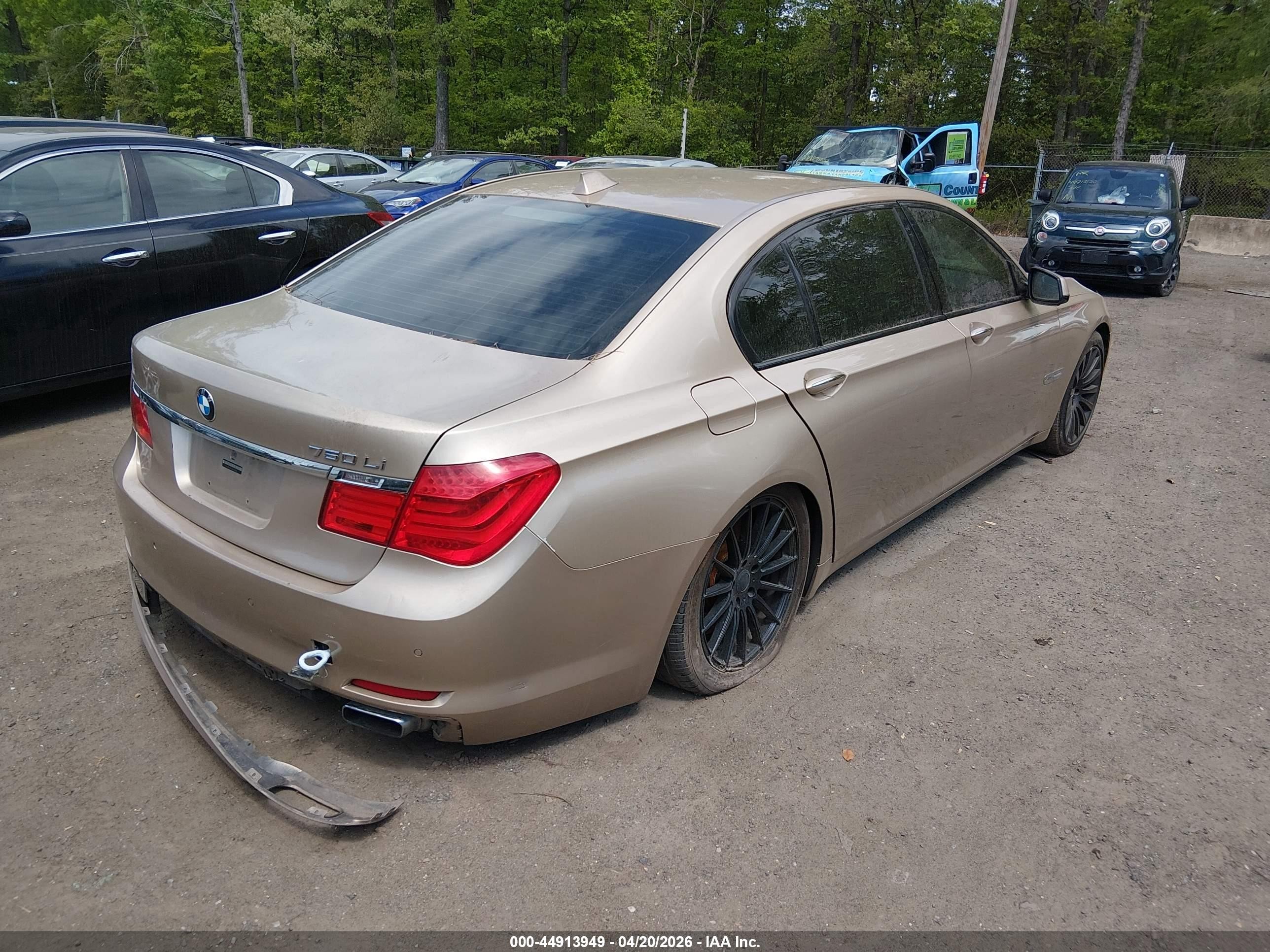 2011 Bmw 750li Xdrive Gold vin: WBAKC8C58BC432808