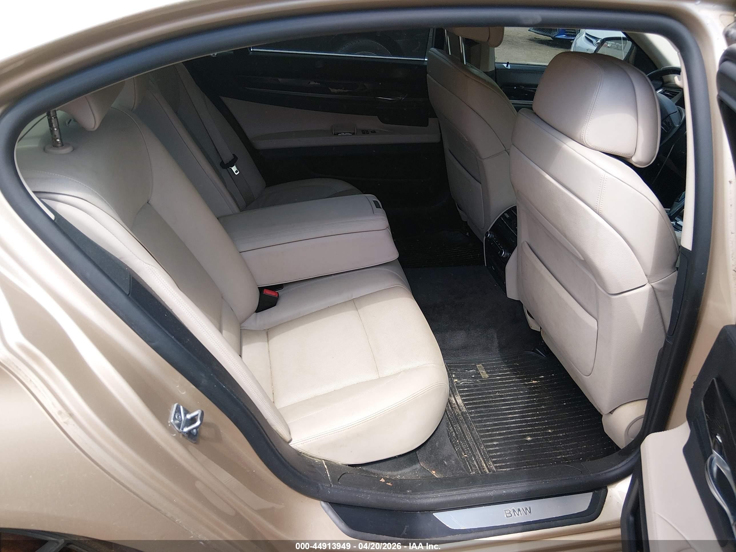 2011 Bmw 750li Xdrive Gold vin: WBAKC8C58BC432808