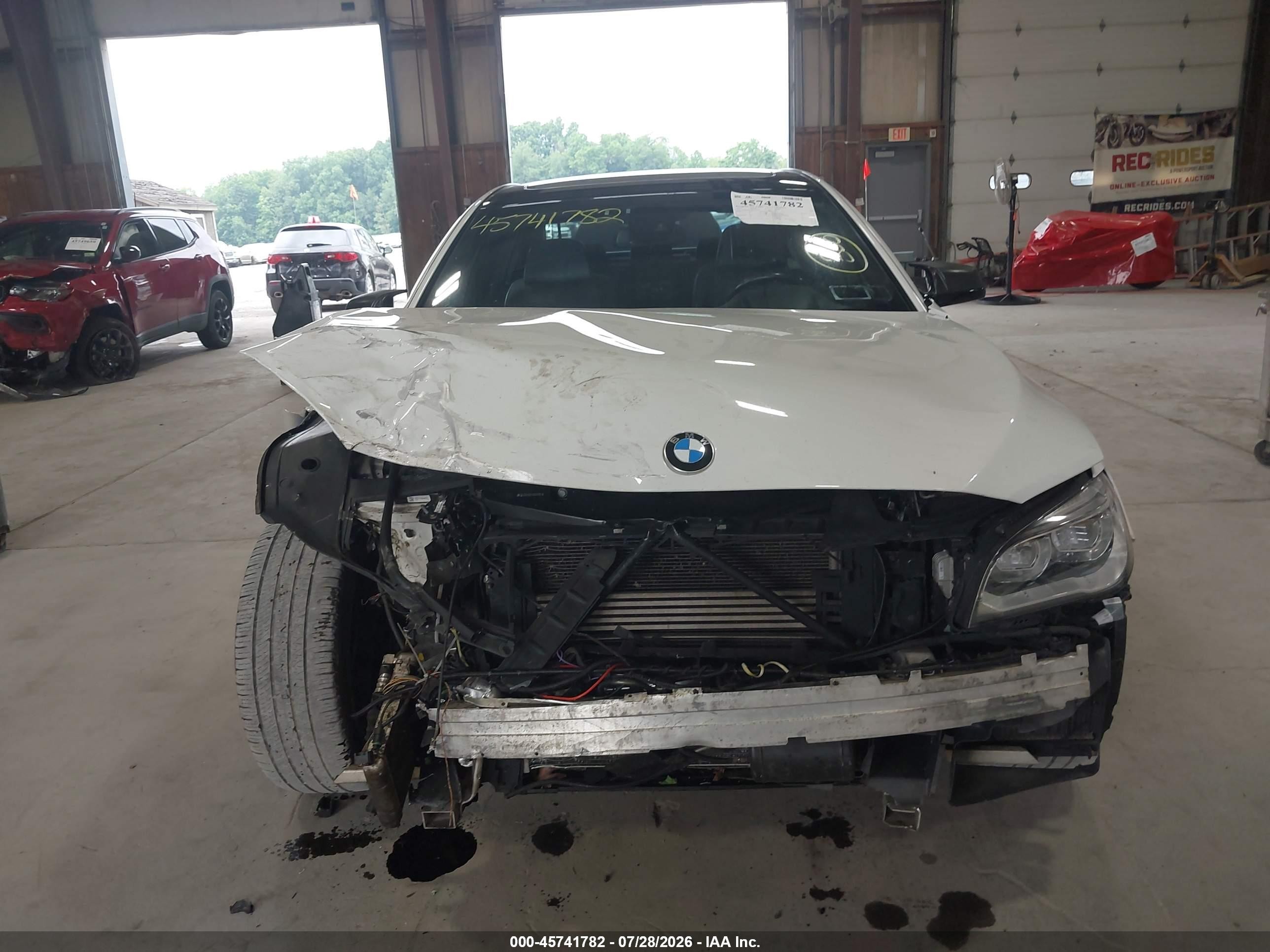 2012 Bmw 750li Xdrive White vin: WBAKC8C58CC436116