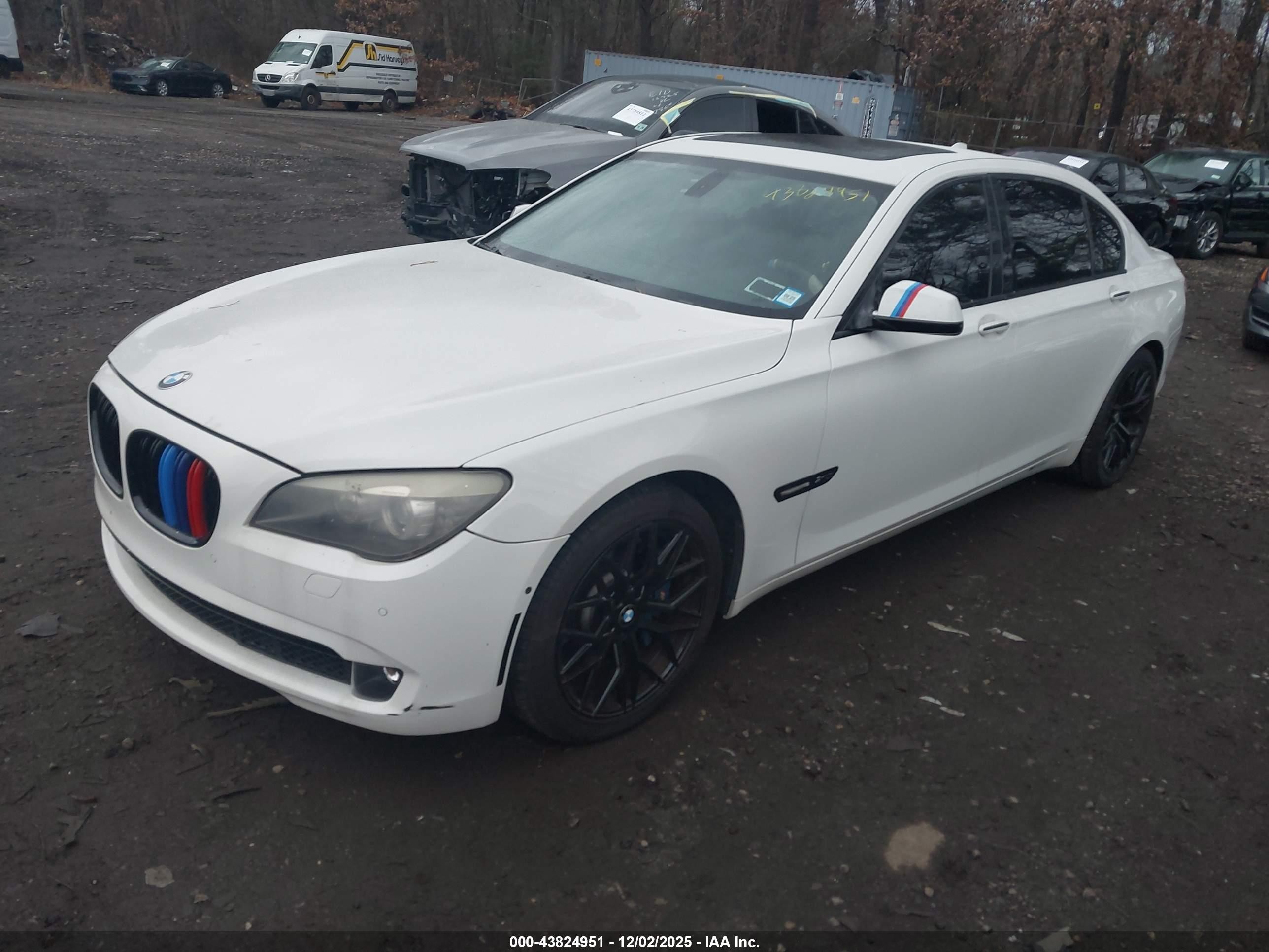 2010 Bmw 750li Xdrive White vin: WBAKC8C59AC430791