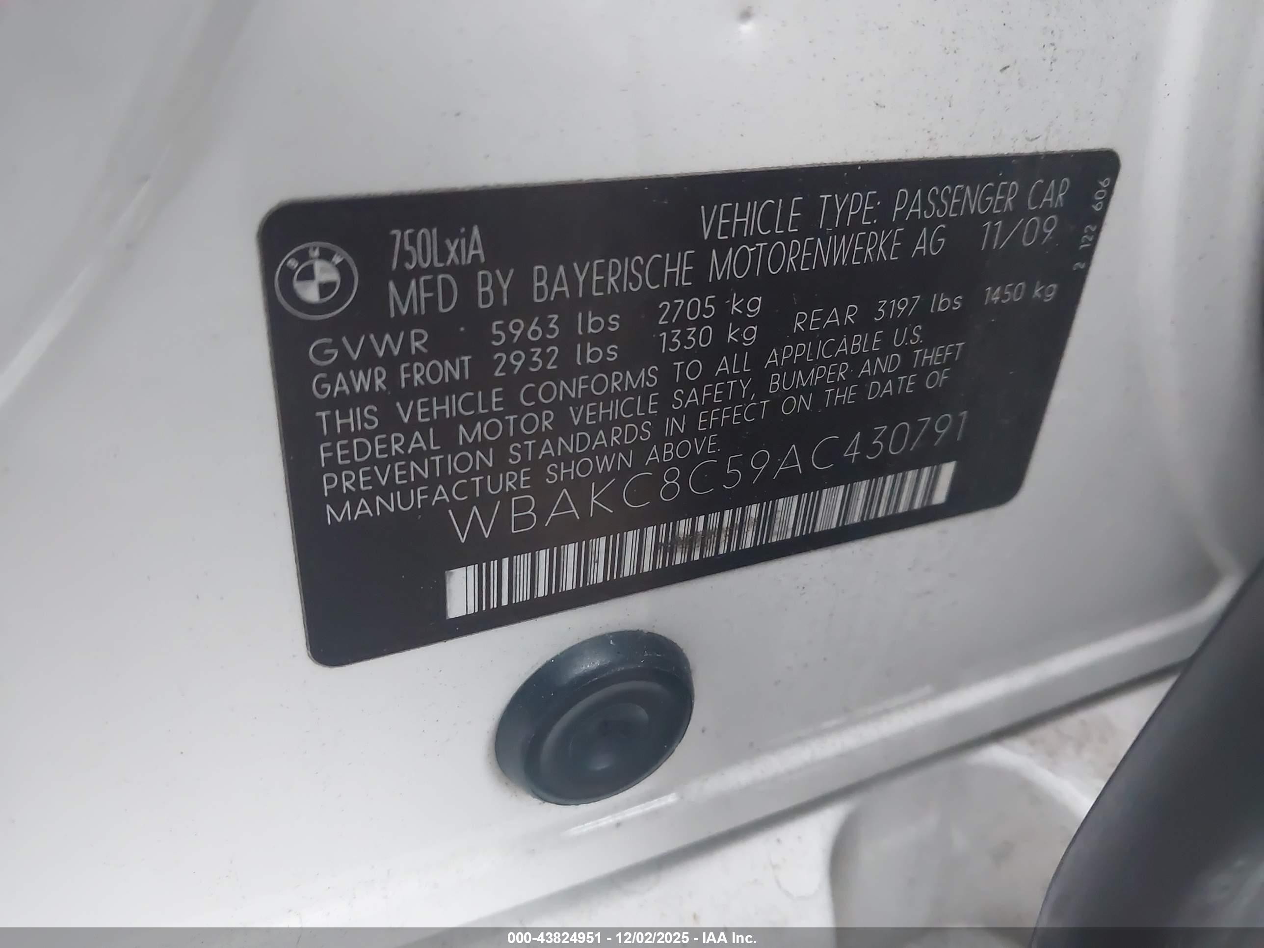 2010 Bmw 750li Xdrive White vin: WBAKC8C59AC430791
