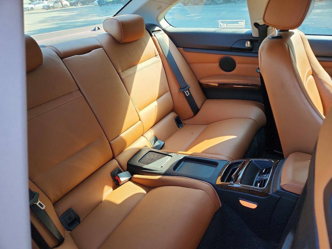 2011 Bmw 328 I Белый vin: WBAKE3C52BE558003