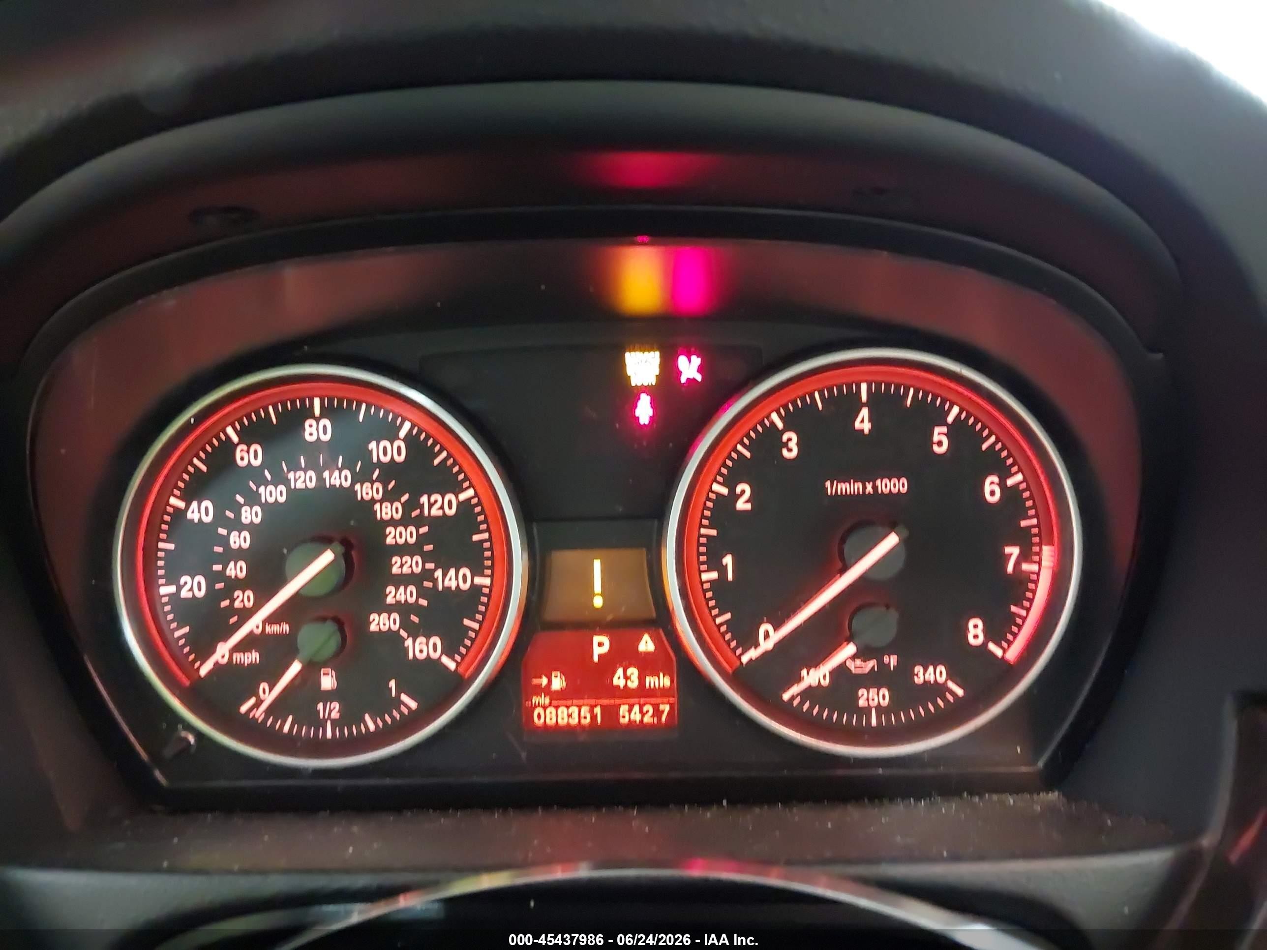 2011 Bmw 328i   Белый vin: WBAKE3C52BE559054