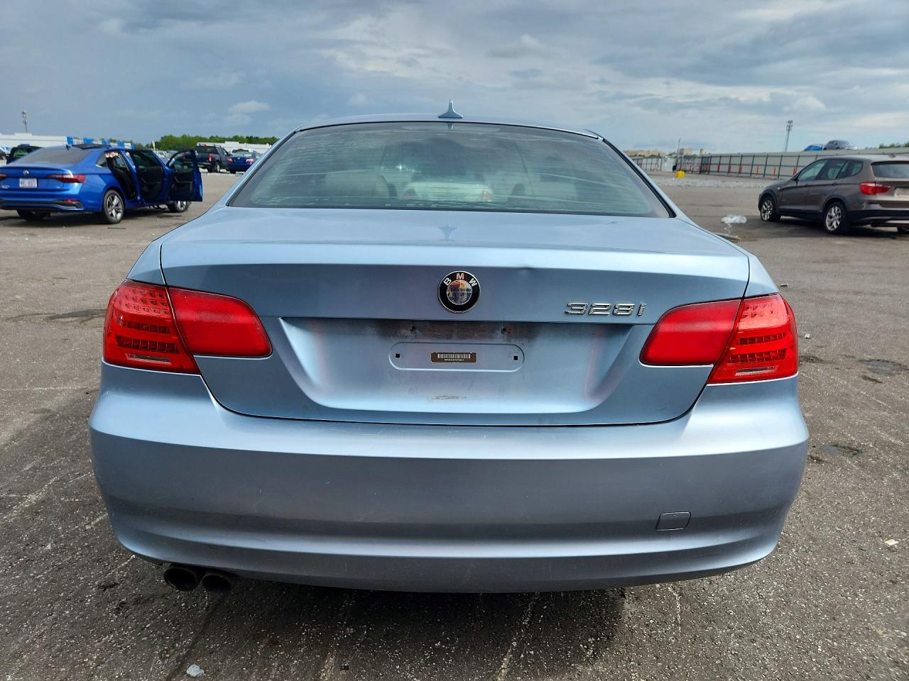 2012 Bmw 328 I Blue vin: WBAKE3C57CE770347