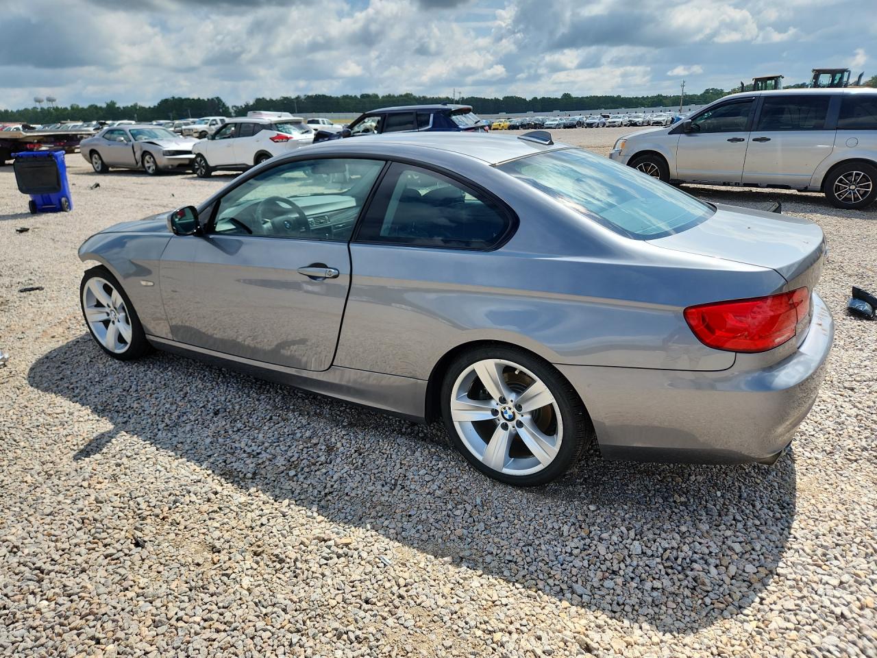 2011 Bmw 328 I Gray vin: WBAKE3C59BE557883