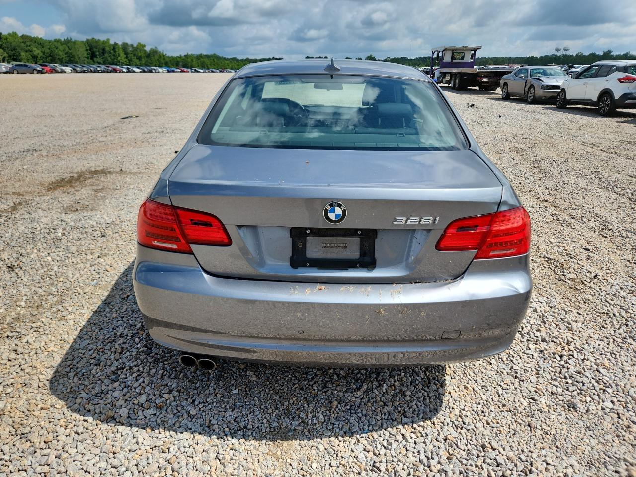 2011 Bmw 328 I Gray vin: WBAKE3C59BE557883