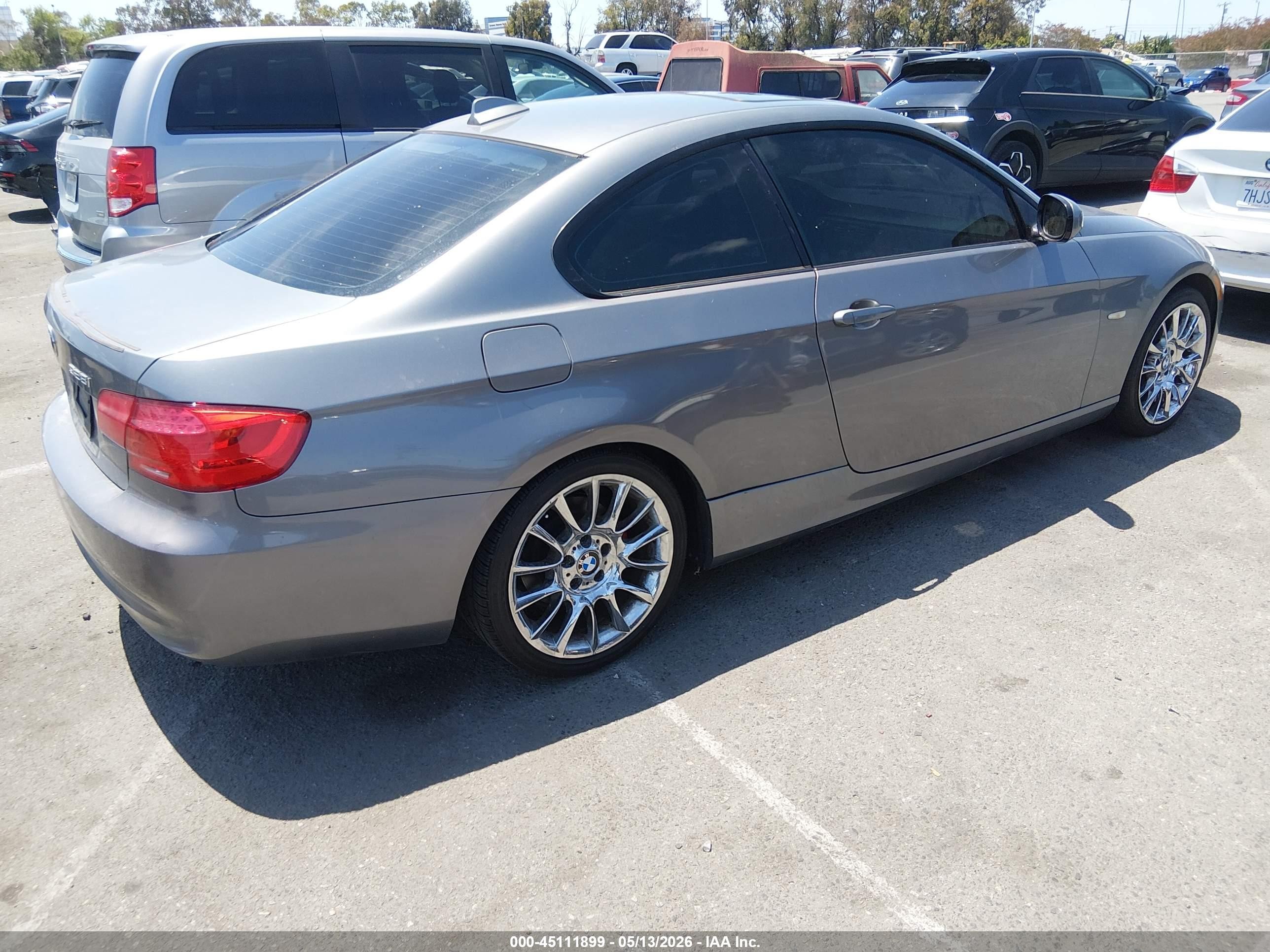 2011 Bmw 328i   Gray vin: WBAKE5C50BE429530