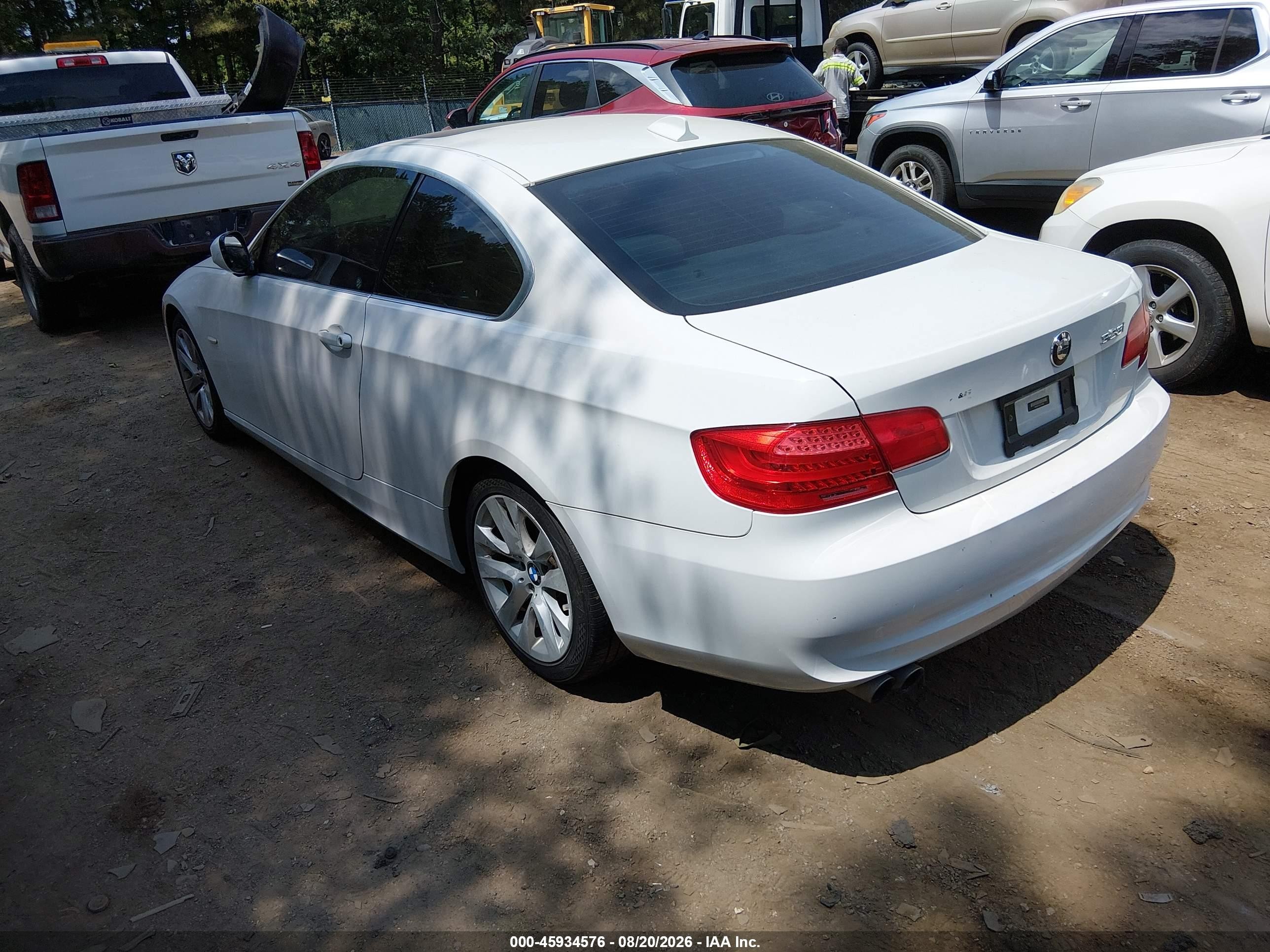 2012 Bmw 328i   White vin: WBAKE5C52CJ106699